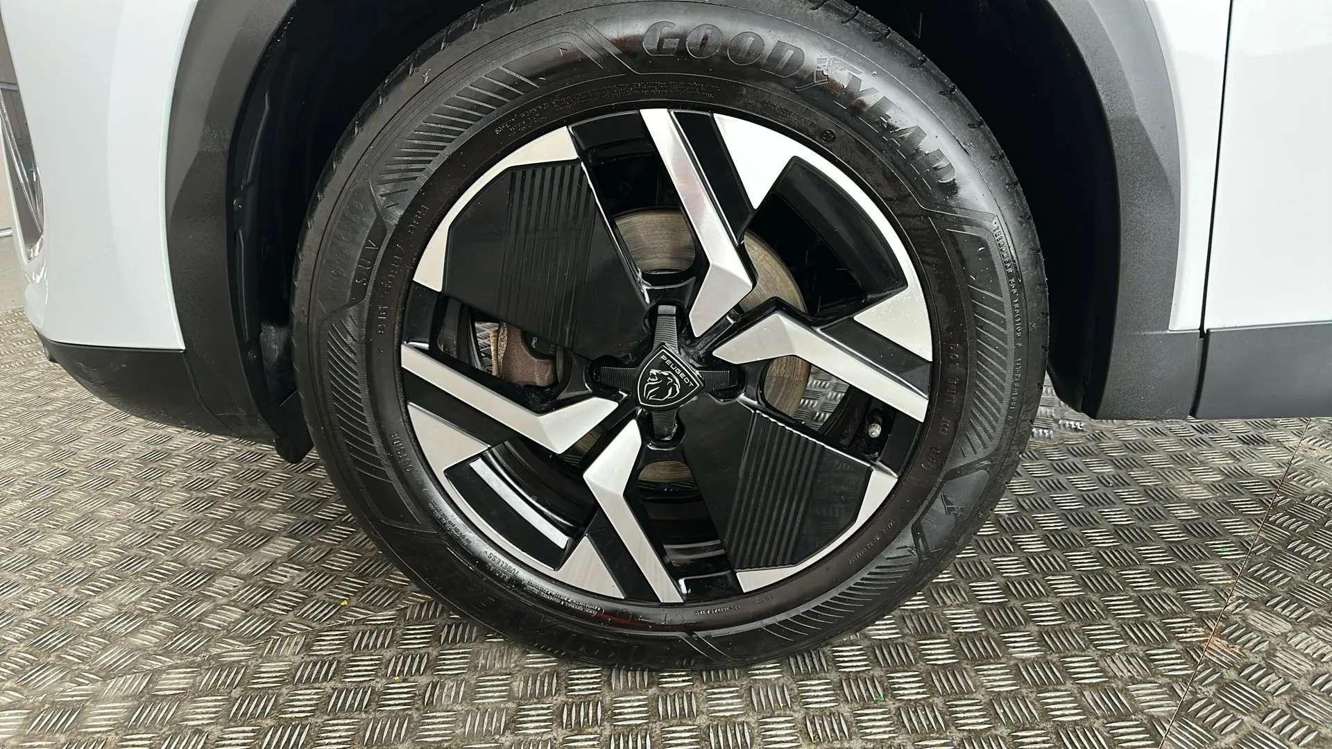 2025 PEUGEOT 2008 2025 PEUGEOT 2008