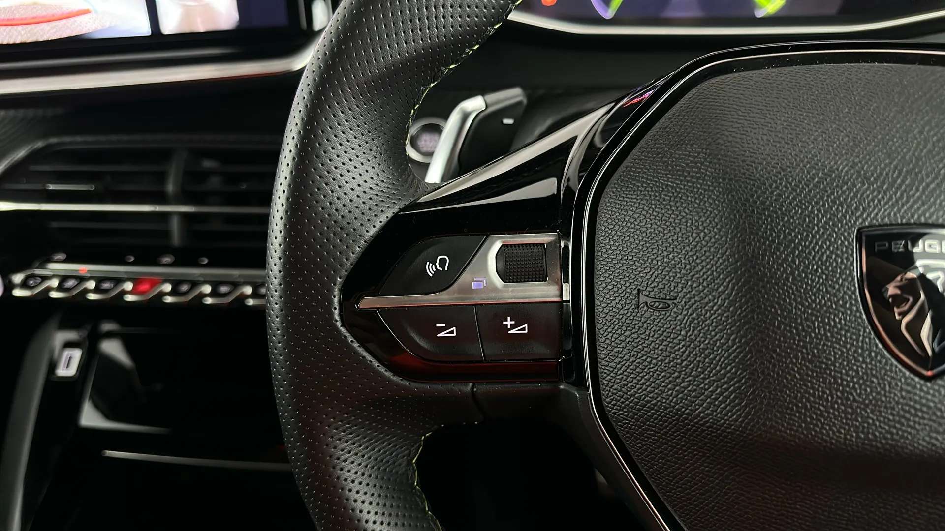 2025 PEUGEOT 2008 2025 PEUGEOT 2008