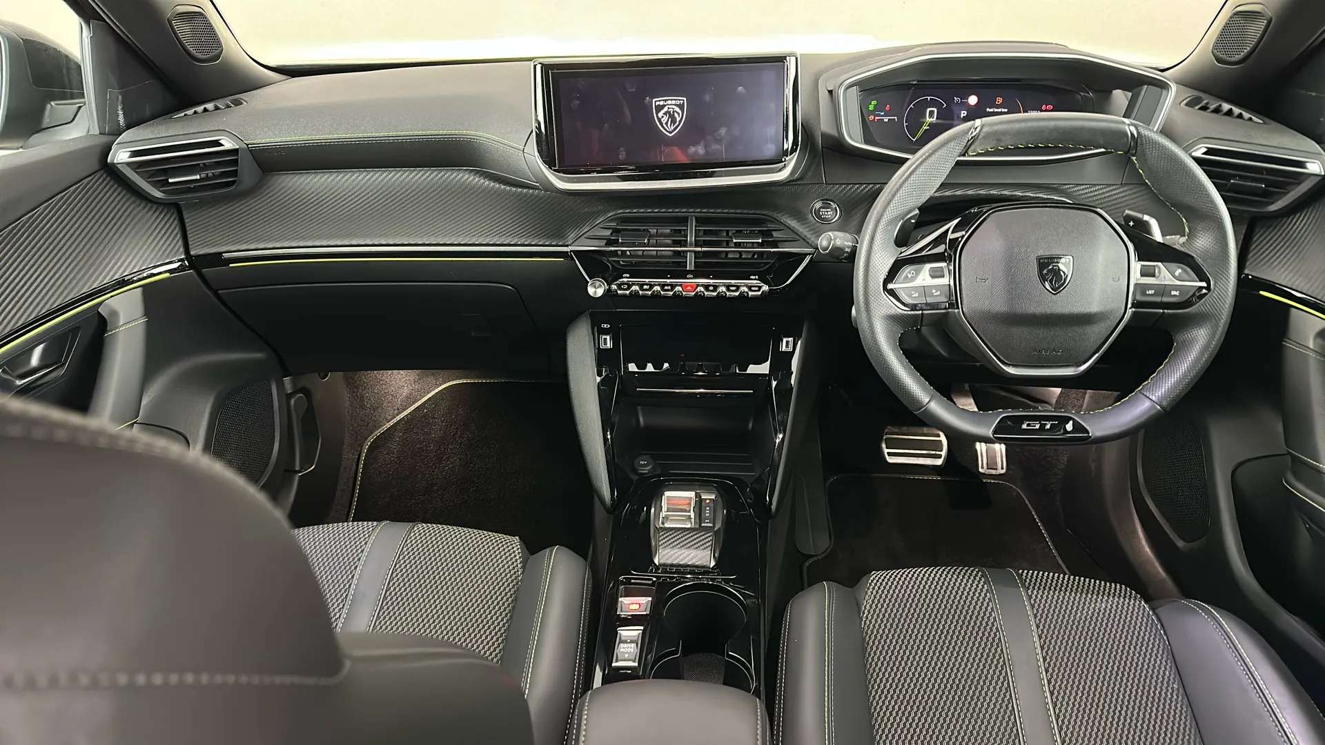 2024 PEUGEOT 2008 2024 PEUGEOT 2008
