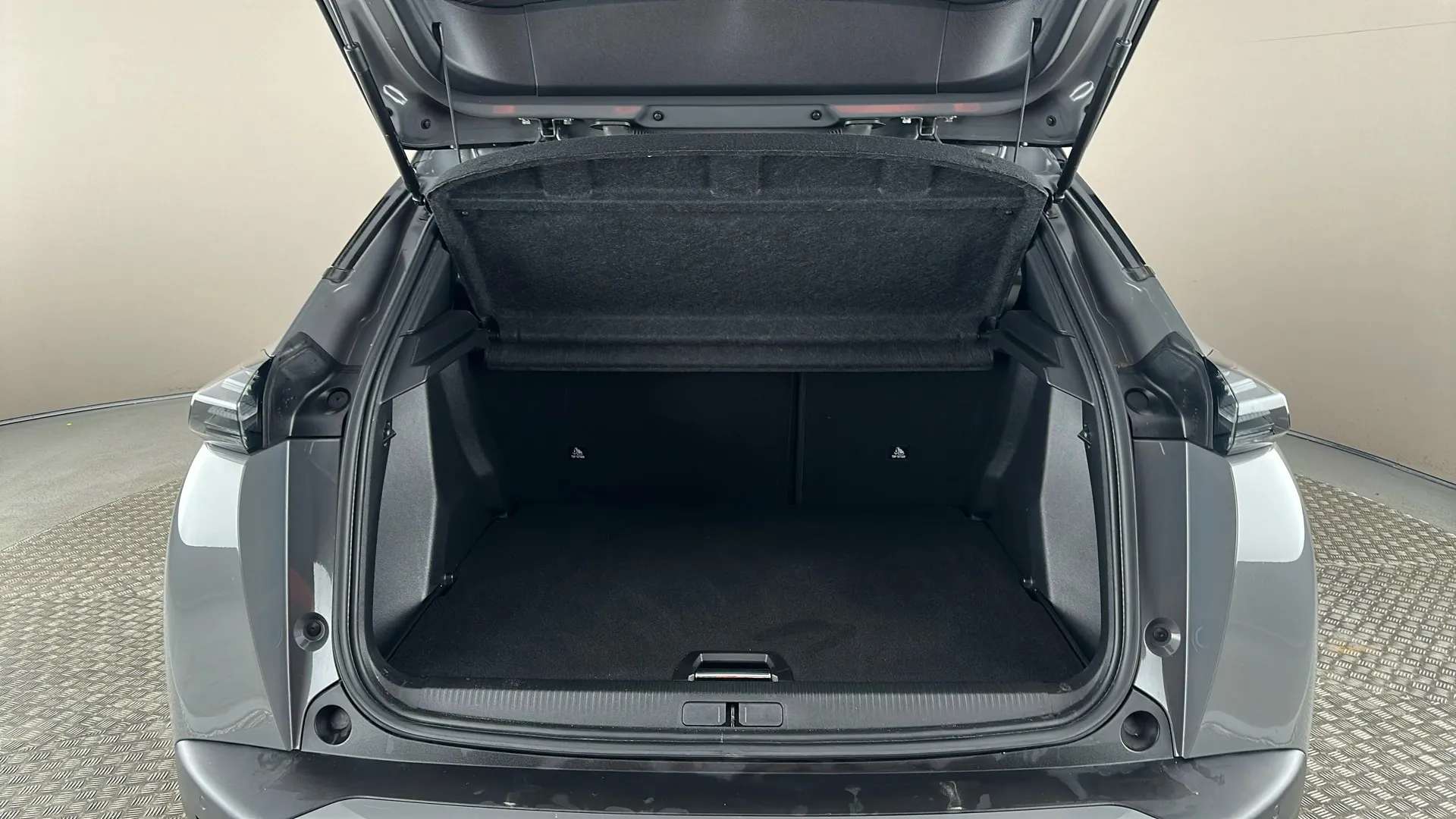 2024 PEUGEOT 2008 2024 PEUGEOT 2008
