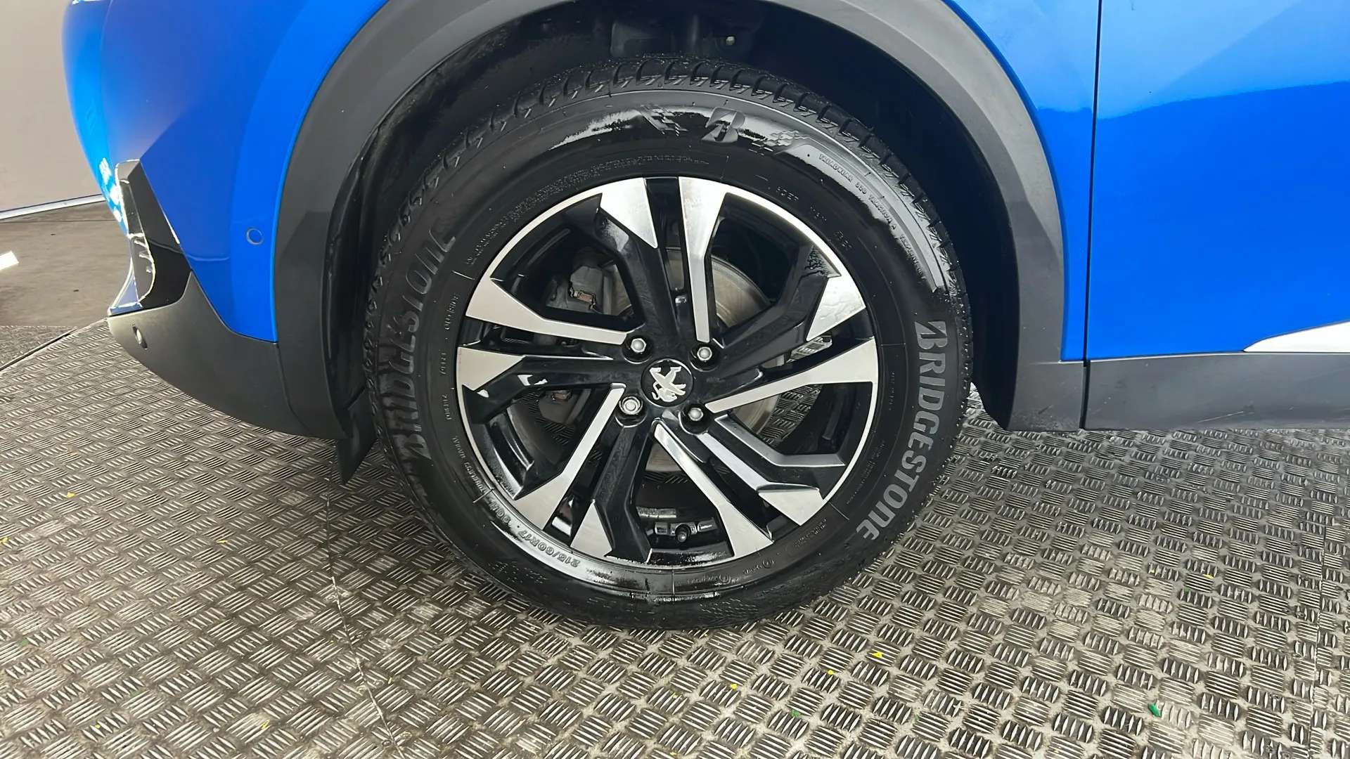 2021 PEUGEOT 2008 2021 PEUGEOT 2008