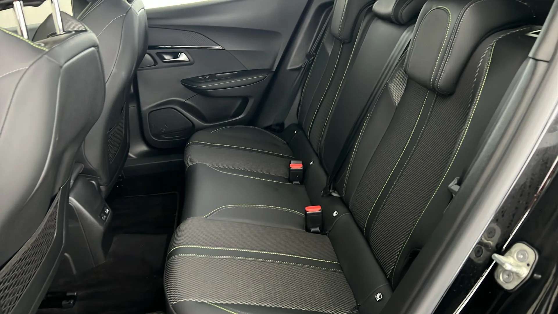 2024 PEUGEOT 2008 2024 PEUGEOT 2008