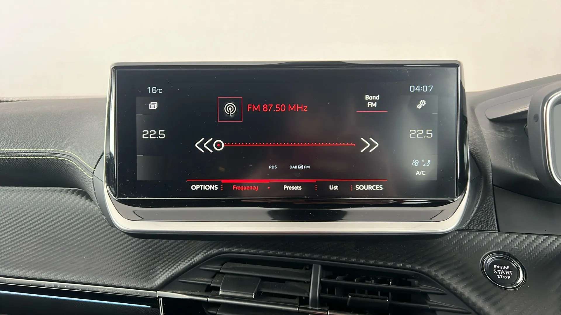 2023 PEUGEOT 2008 2023 PEUGEOT 2008