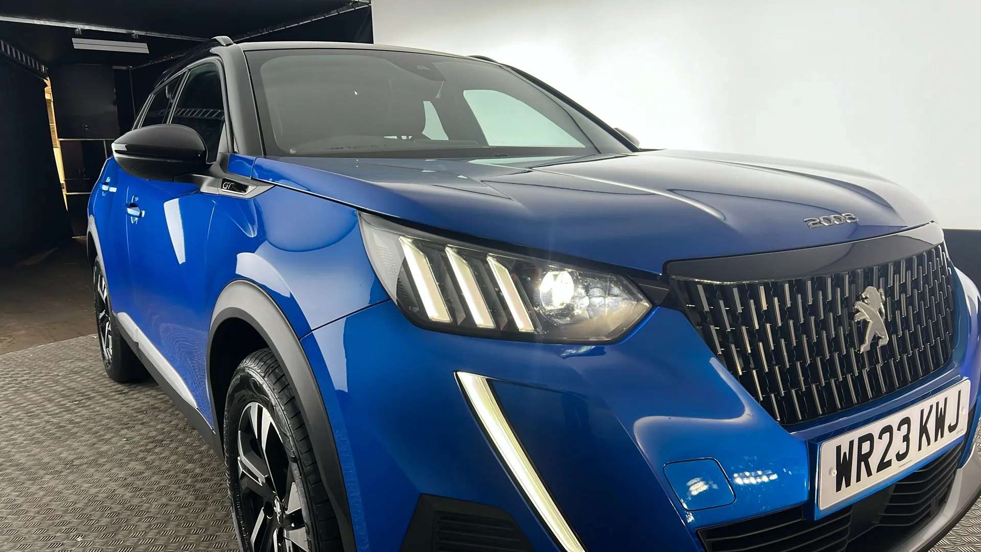 2023 PEUGEOT 2008 2023 PEUGEOT 2008
