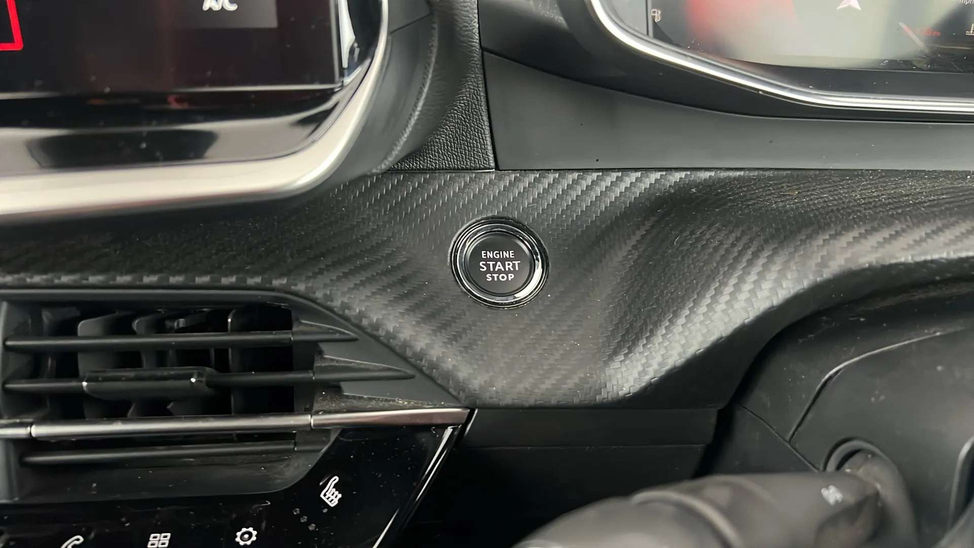 2023 PEUGEOT 2008 2023 PEUGEOT 2008