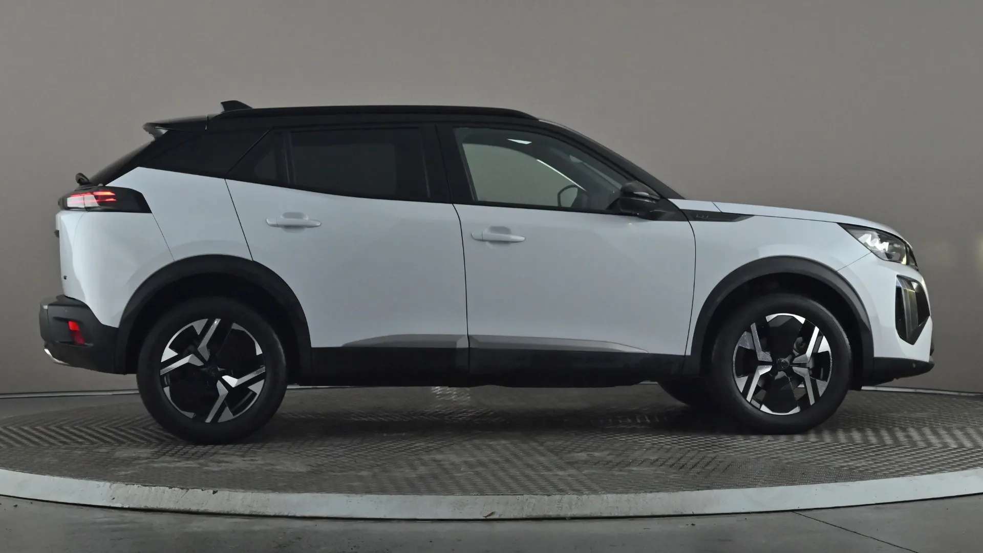 A 2024 PEUGEOT 2008 1.2 PureTech 130 GT EAT8 A 2024 PEUGEOT 2008 1.2 PureTech 130 GT EAT8