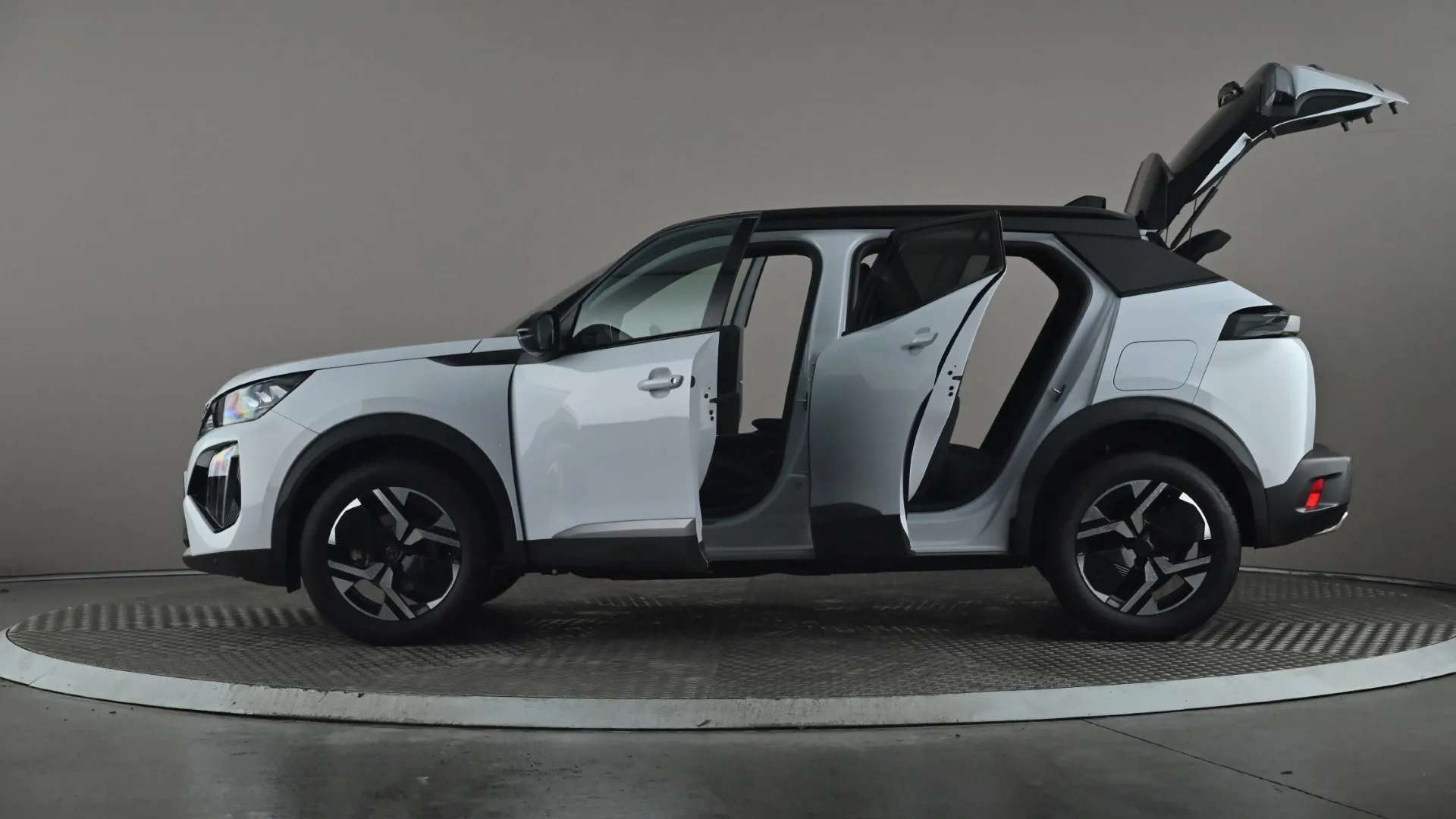 2024 PEUGEOT 2008 2024 PEUGEOT 2008