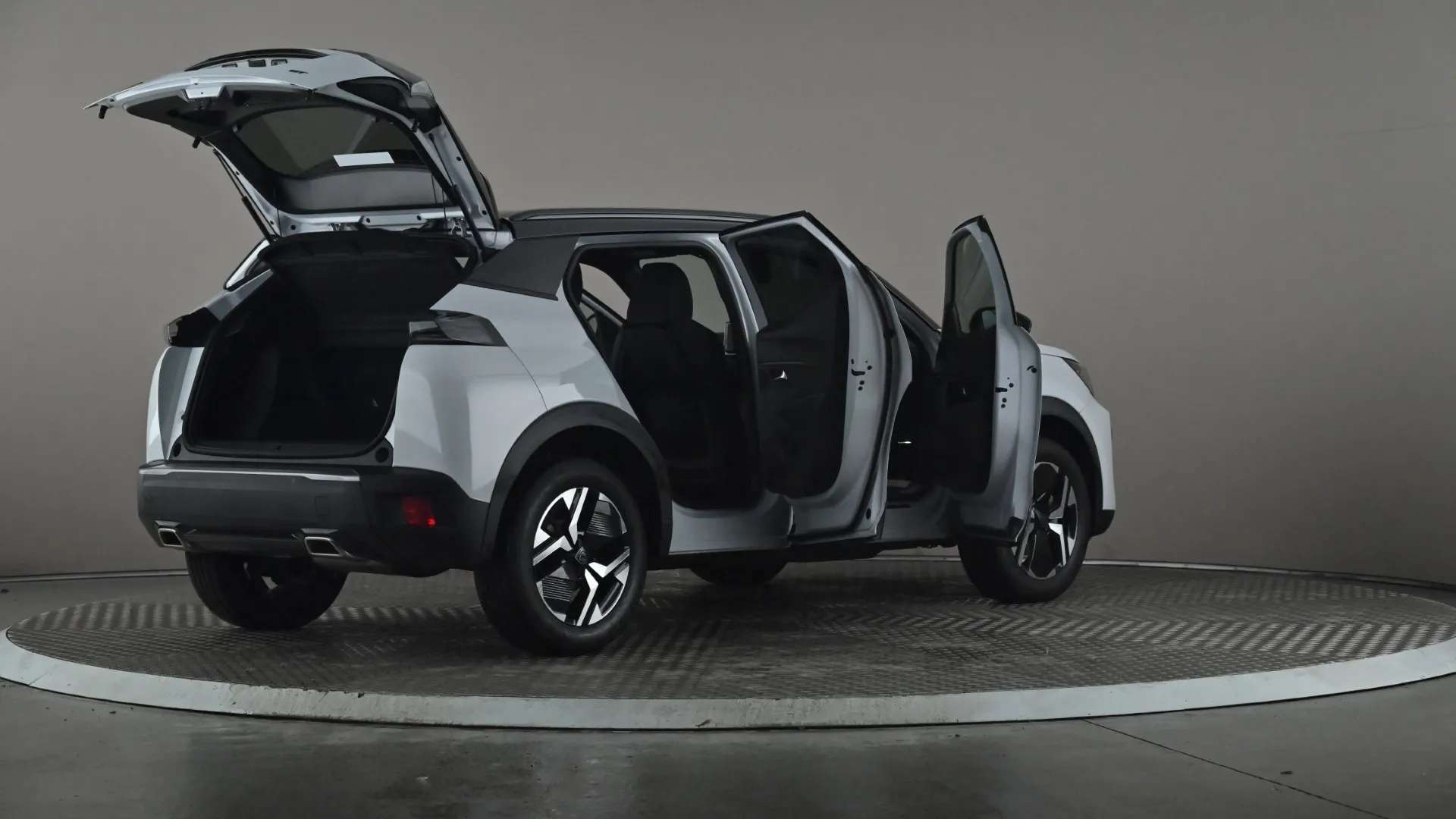 2024 PEUGEOT 2008 2024 PEUGEOT 2008