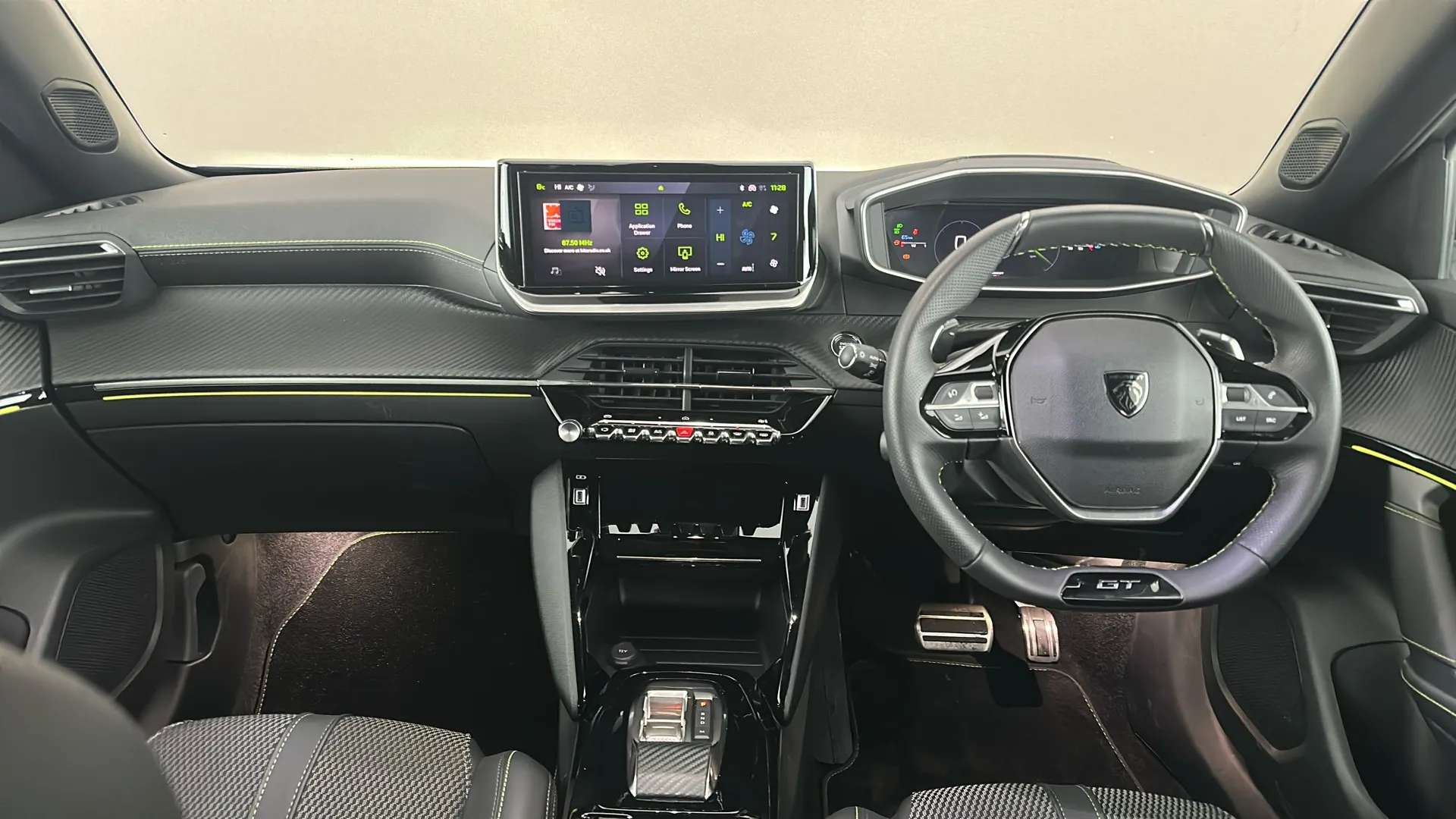 2024 PEUGEOT 2008 2024 PEUGEOT 2008