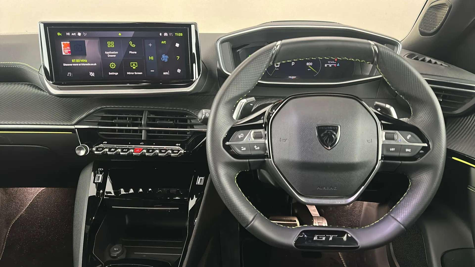 2024 PEUGEOT 2008 2024 PEUGEOT 2008