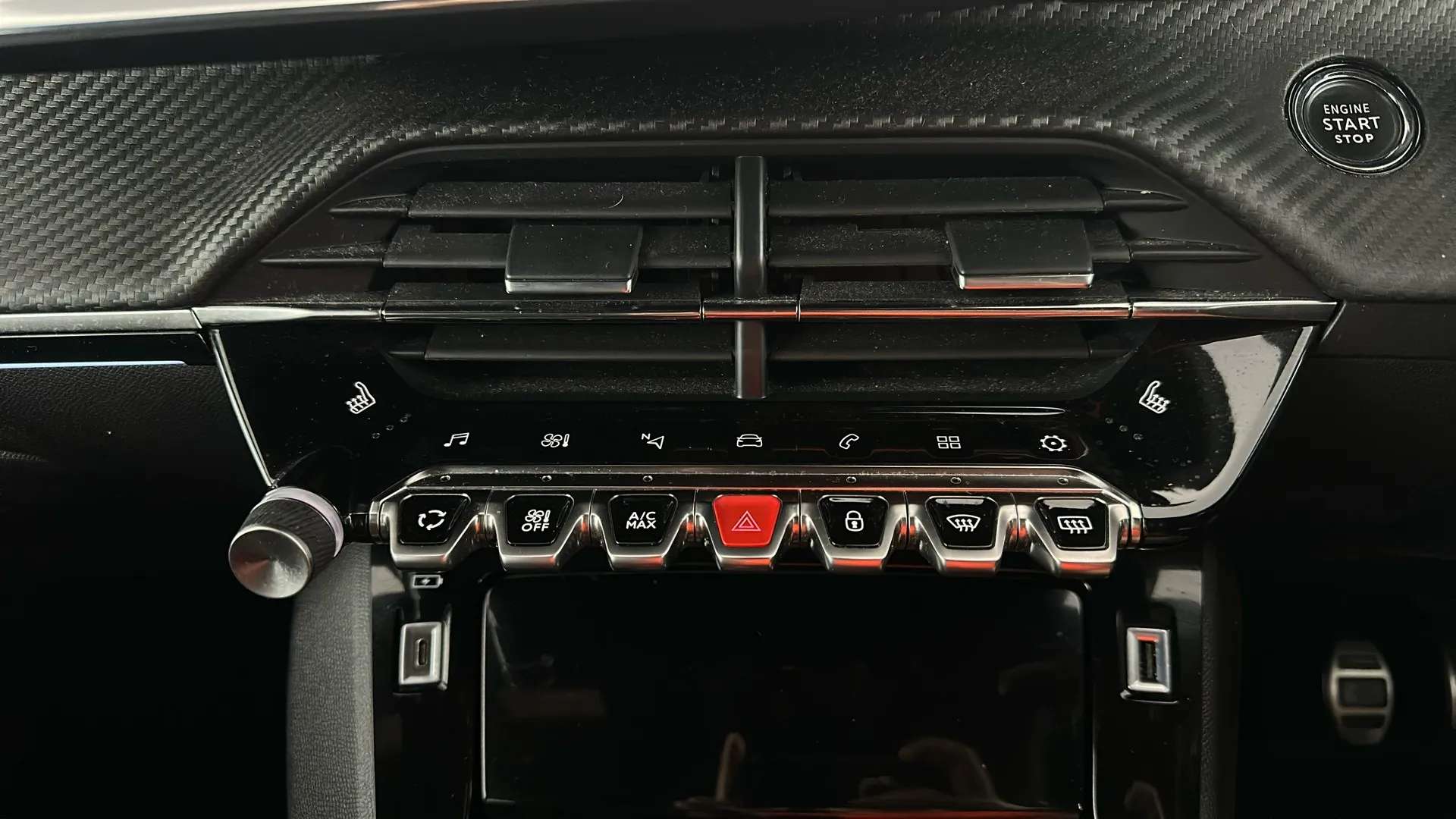 2020 PEUGEOT 2008 2020 PEUGEOT 2008