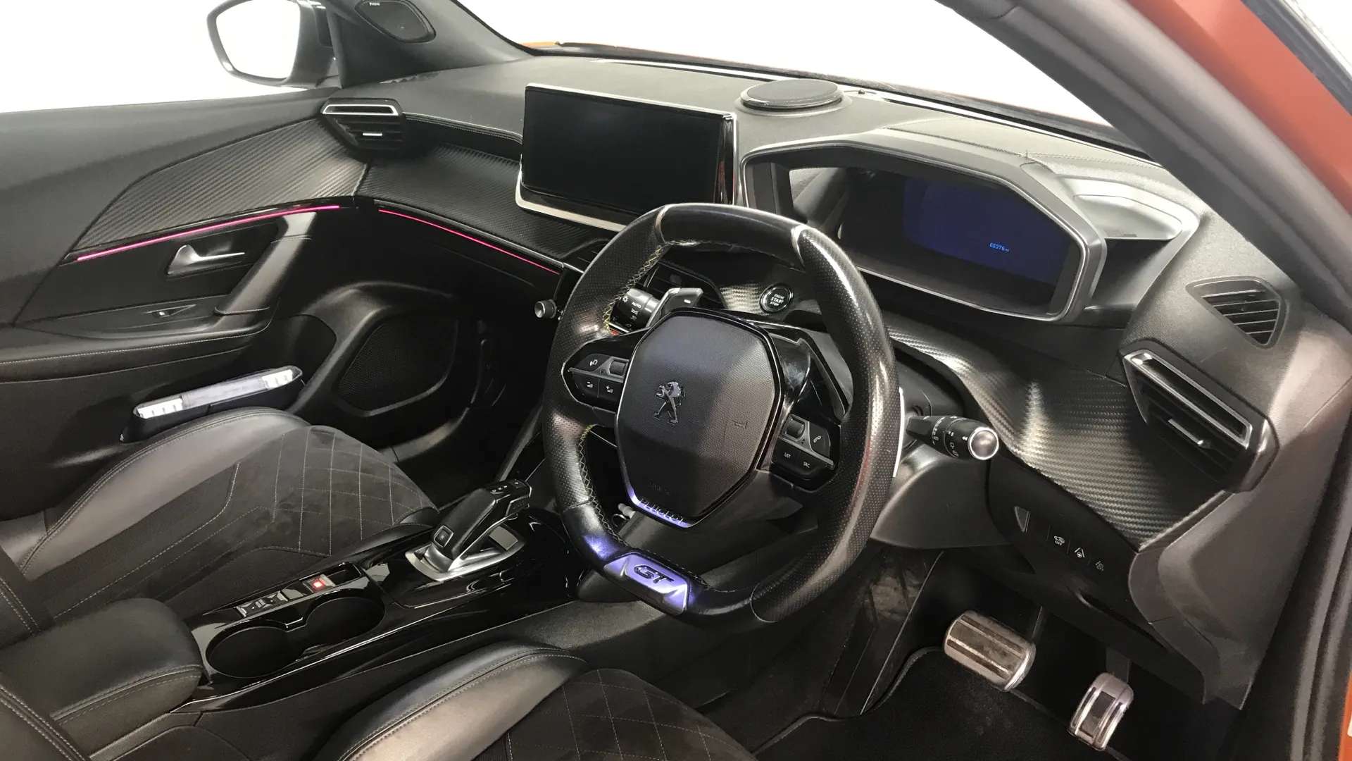 2020 PEUGEOT 2008 2020 PEUGEOT 2008