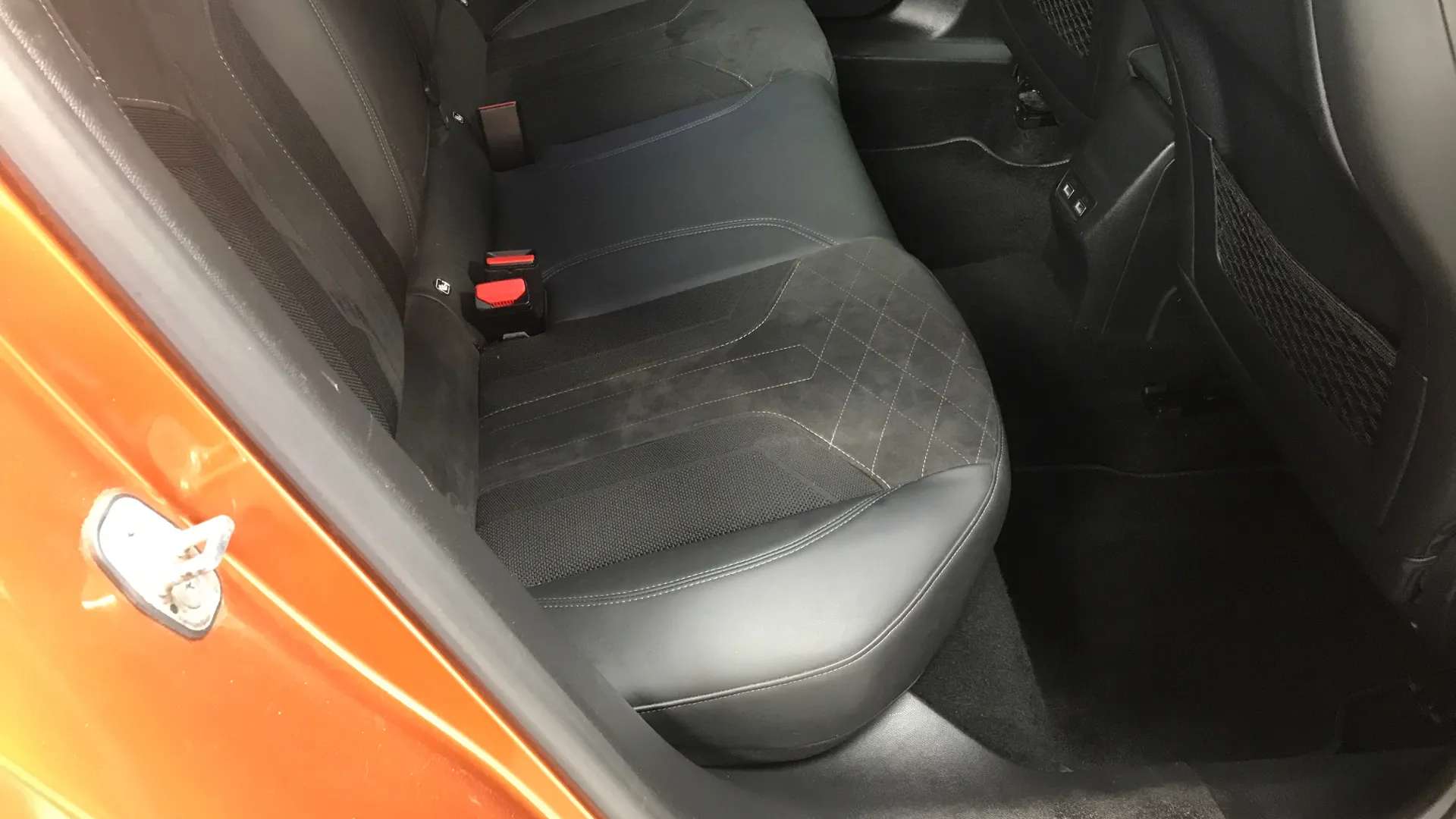 2020 PEUGEOT 2008 2020 PEUGEOT 2008