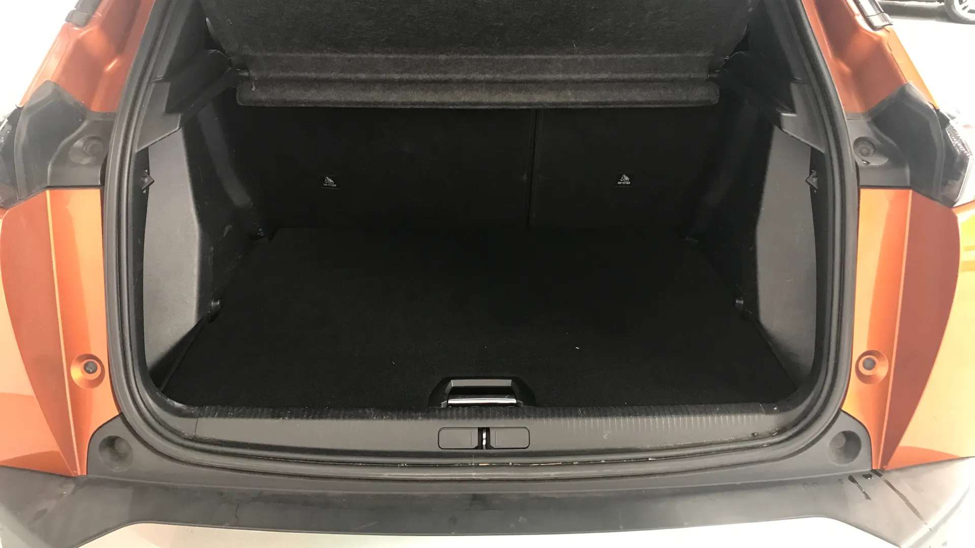 2020 PEUGEOT 2008 2020 PEUGEOT 2008