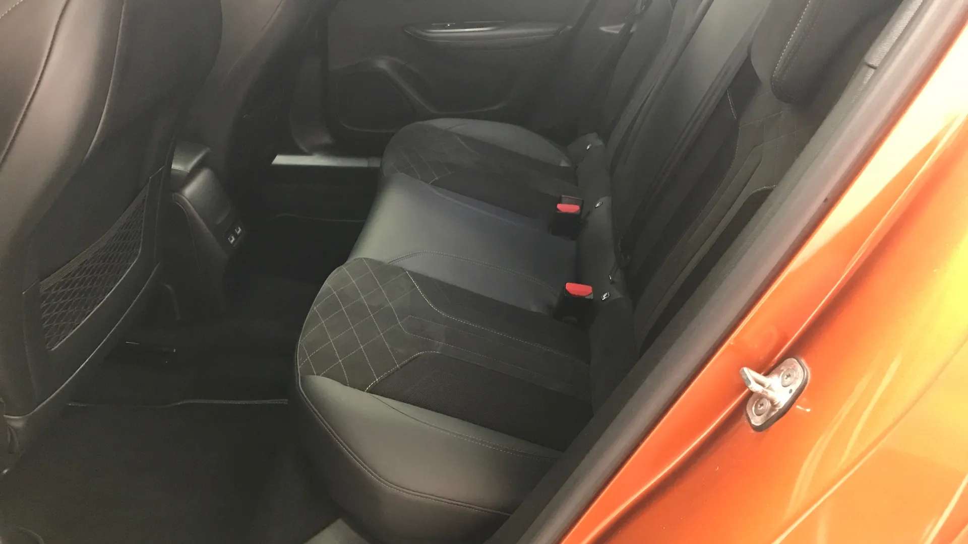 2020 PEUGEOT 2008 2020 PEUGEOT 2008