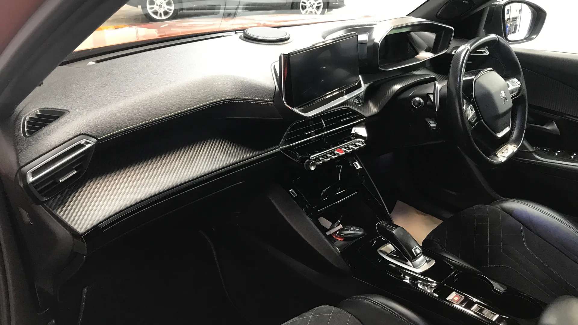 2020 PEUGEOT 2008 2020 PEUGEOT 2008