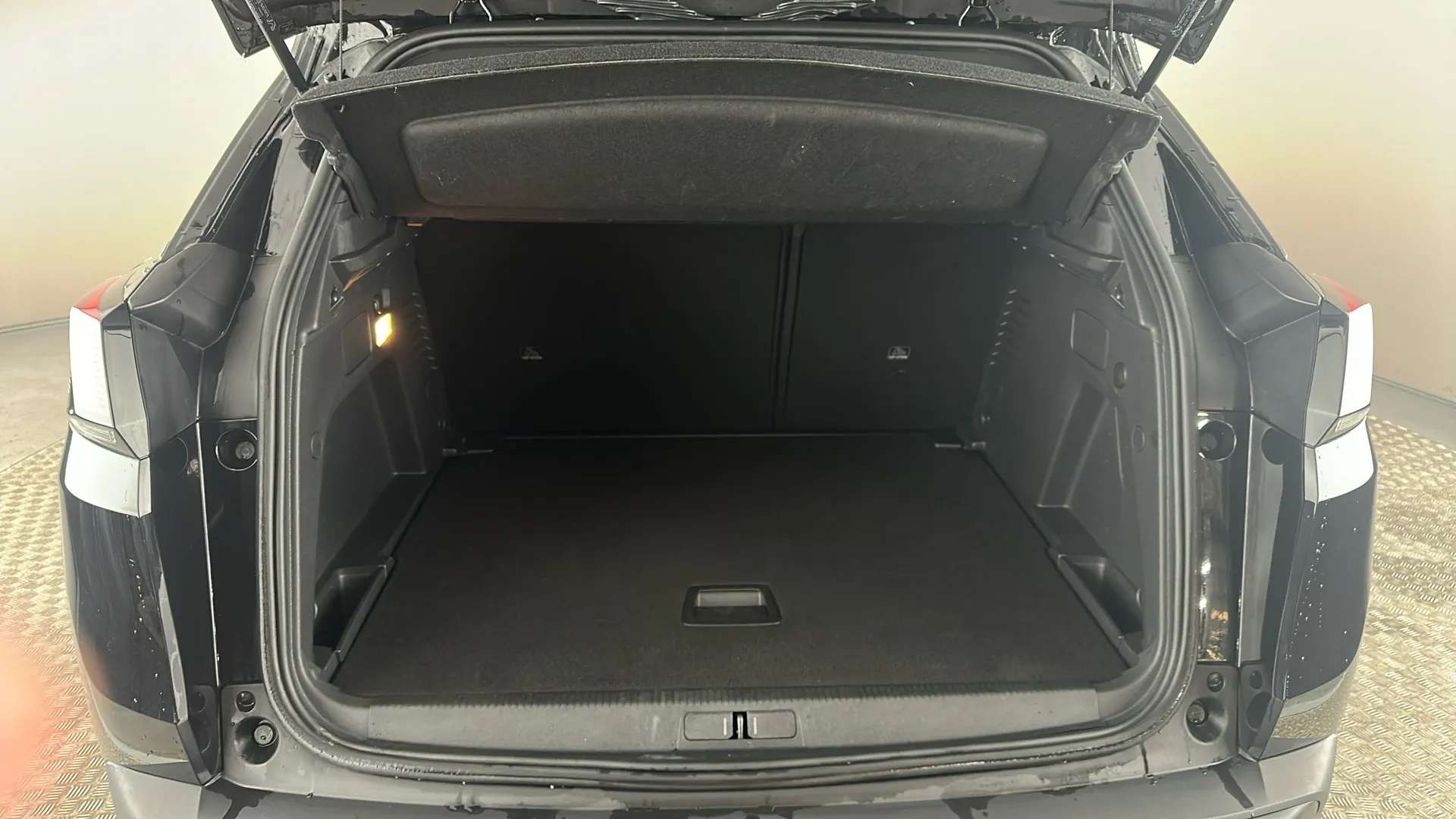 2024 PEUGEOT 3008 2024 PEUGEOT 3008