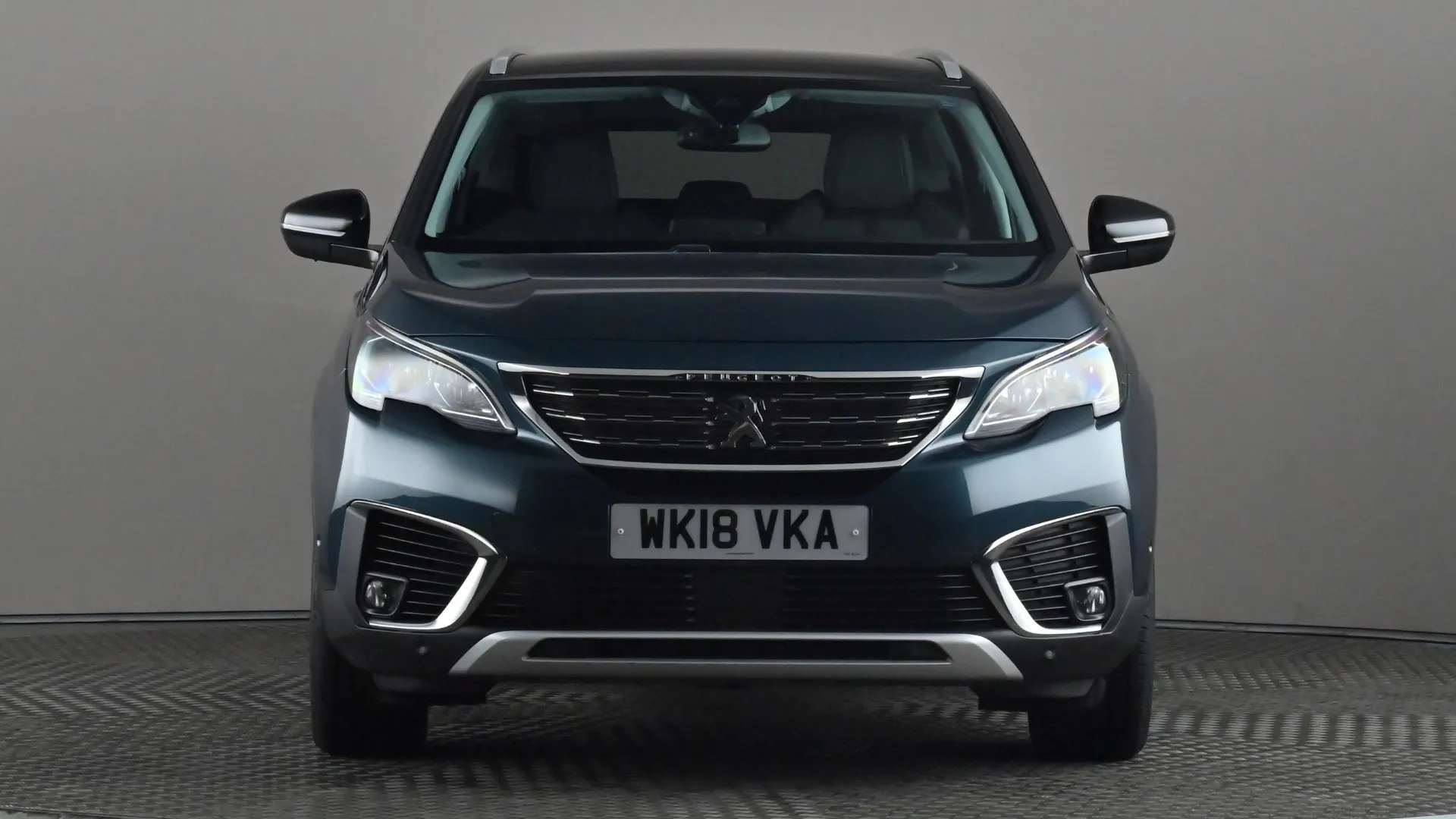 A 2018 PEUGEOT 5008 1.2 PureTech Allure EAT6 A 2018 PEUGEOT 5008 1.2 PureTech Allure EAT6