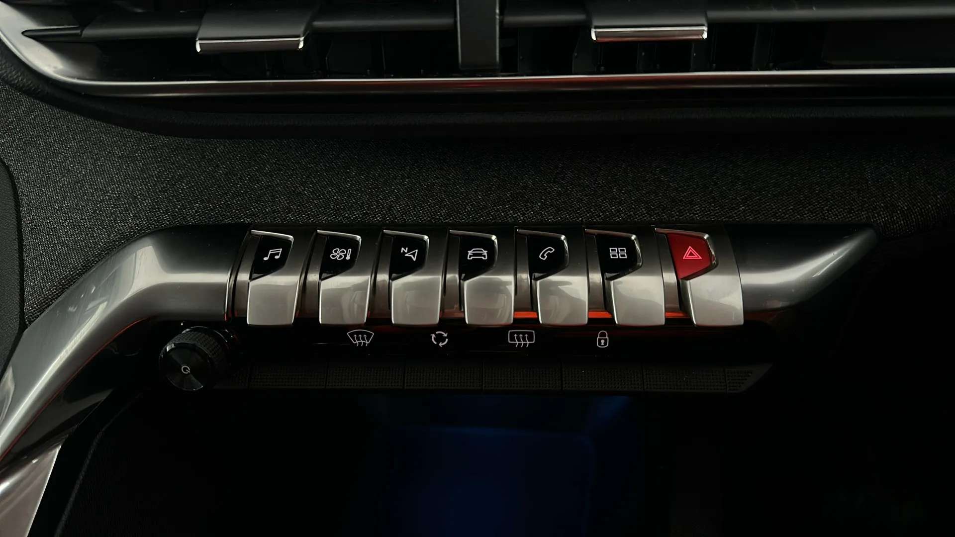 2018 PEUGEOT 5008 2018 PEUGEOT 5008