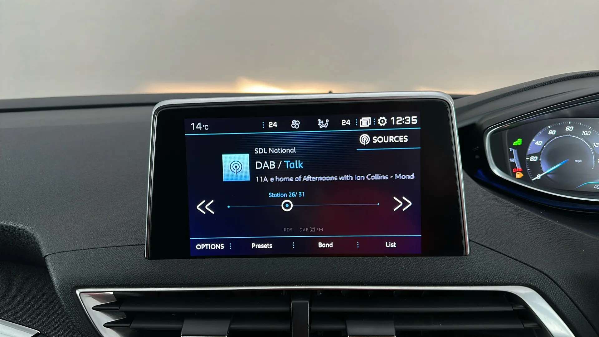 2018 PEUGEOT 5008 2018 PEUGEOT 5008