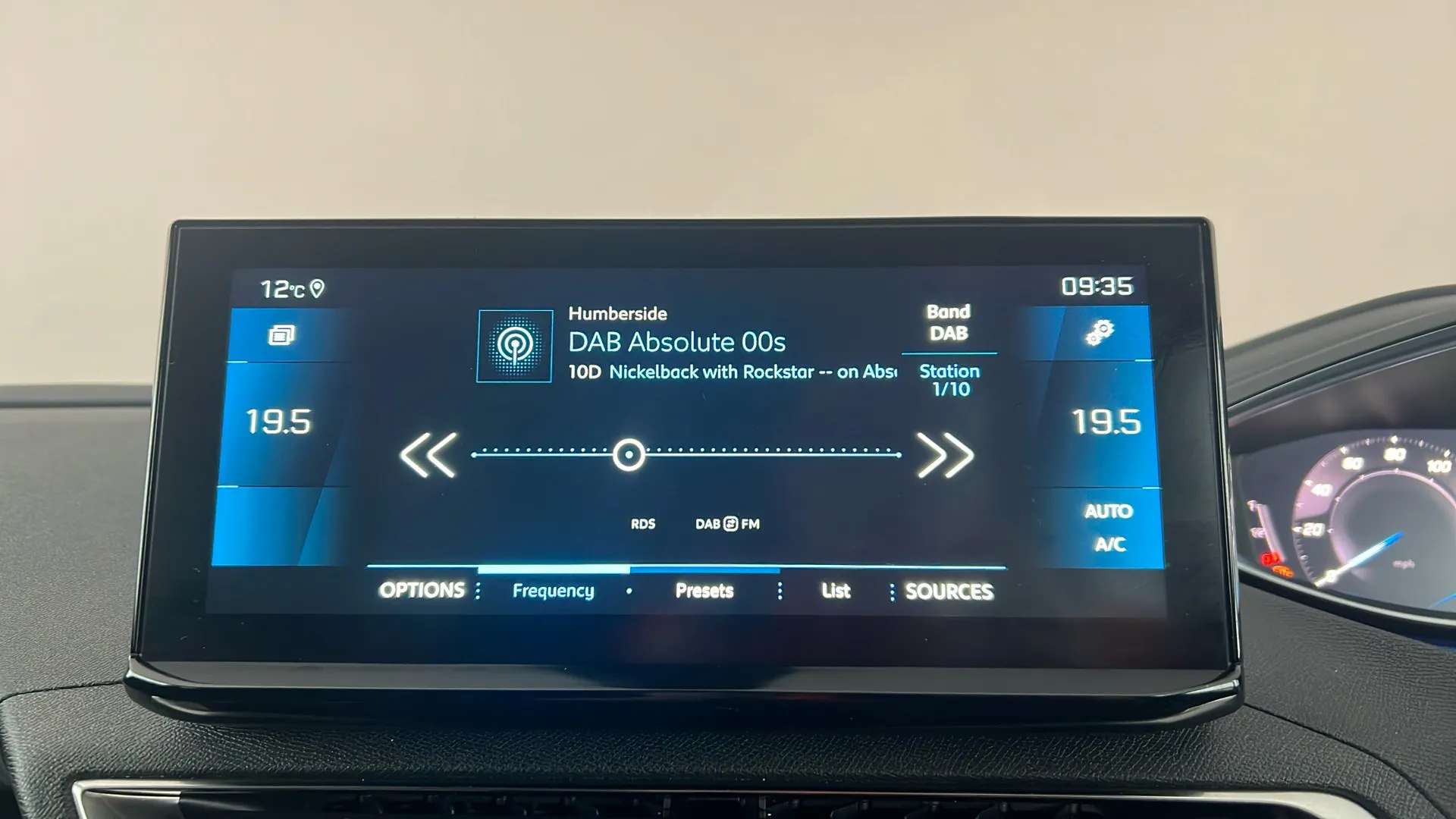 2024 PEUGEOT 3008 2024 PEUGEOT 3008