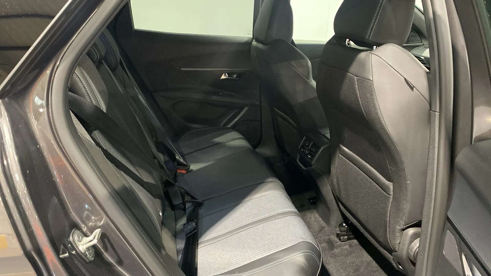 2024 PEUGEOT 3008 2024 PEUGEOT 3008