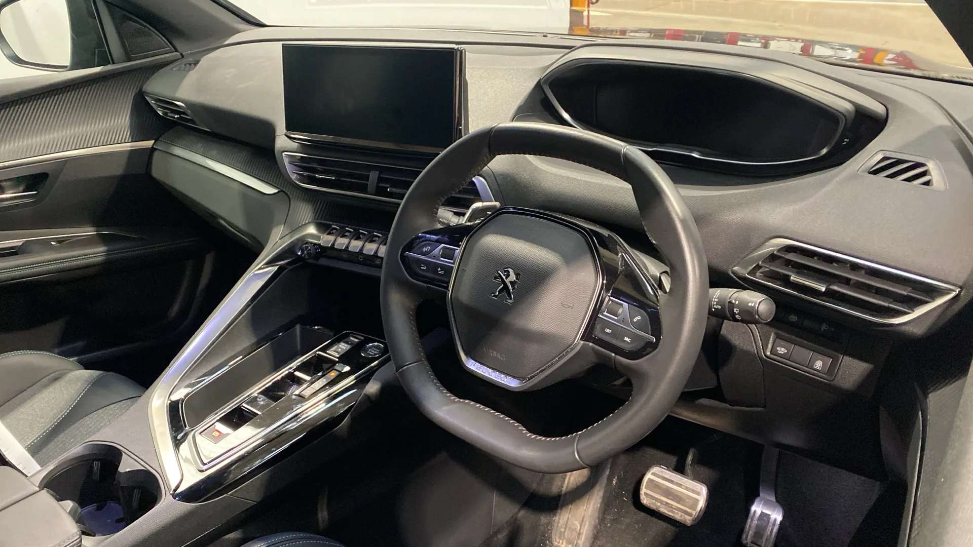 2024 PEUGEOT 3008 2024 PEUGEOT 3008