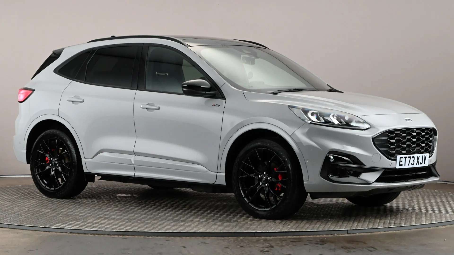 A 2023 FORD KUGA 2.5 PHEV Graphite Tech Edition CVT A 2023 FORD KUGA 2.5 PHEV Graphite Tech Edition CVT