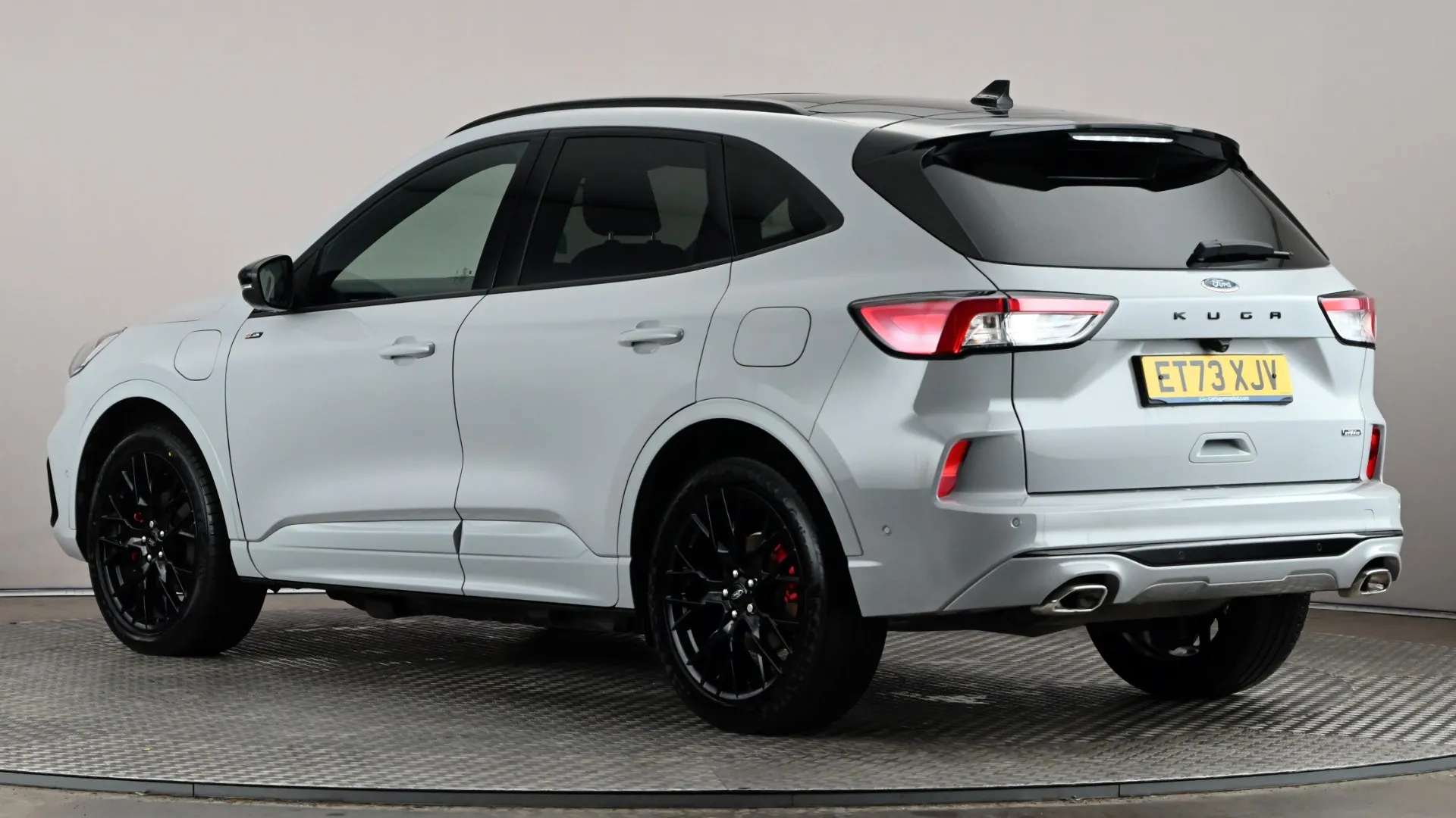 A 2023 FORD KUGA 2.5 PHEV Graphite Tech Edition CVT A 2023 FORD KUGA 2.5 PHEV Graphite Tech Edition CVT