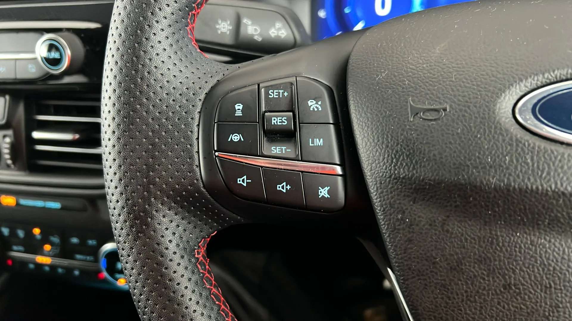 2023 FORD KUGA 2023 FORD KUGA