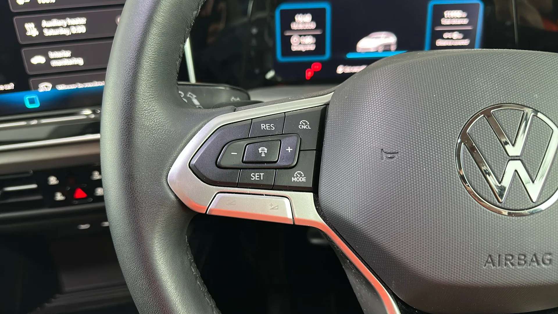 2025 VOLKSWAGEN GOLF 2025 VOLKSWAGEN GOLF
