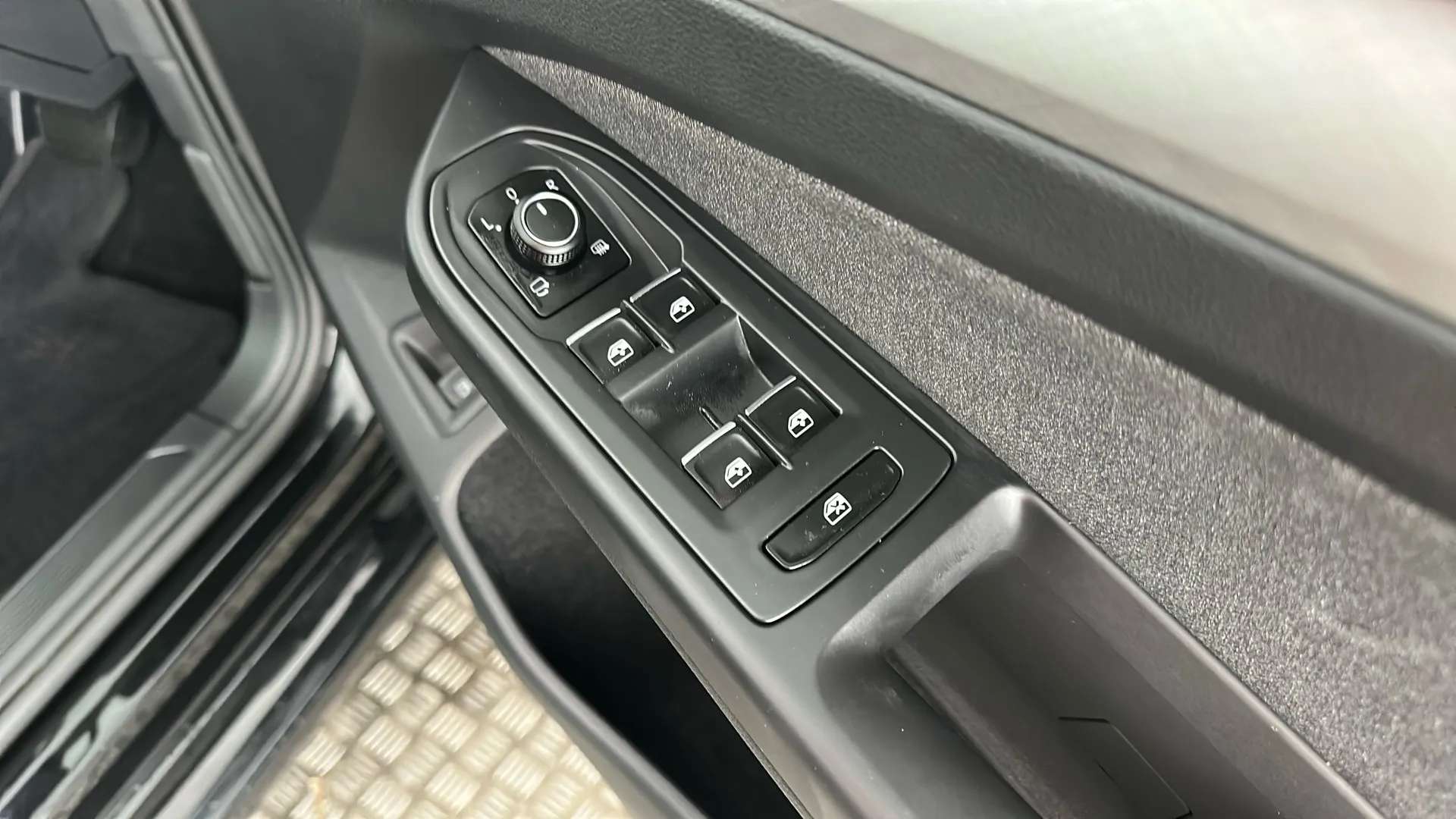 2025 VOLKSWAGEN GOLF 2025 VOLKSWAGEN GOLF