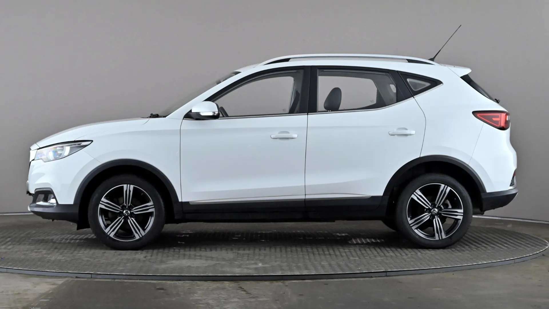 A 2019 MG MOTOR UK ZS 1.5 VTi-TECH Exclusive A 2019 MG MOTOR UK ZS 1.5 VTi-TECH Exclusive
