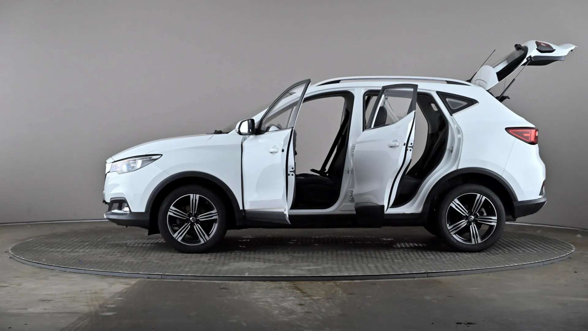 2019 MG MOTOR UK ZS 2019 MG MOTOR UK ZS