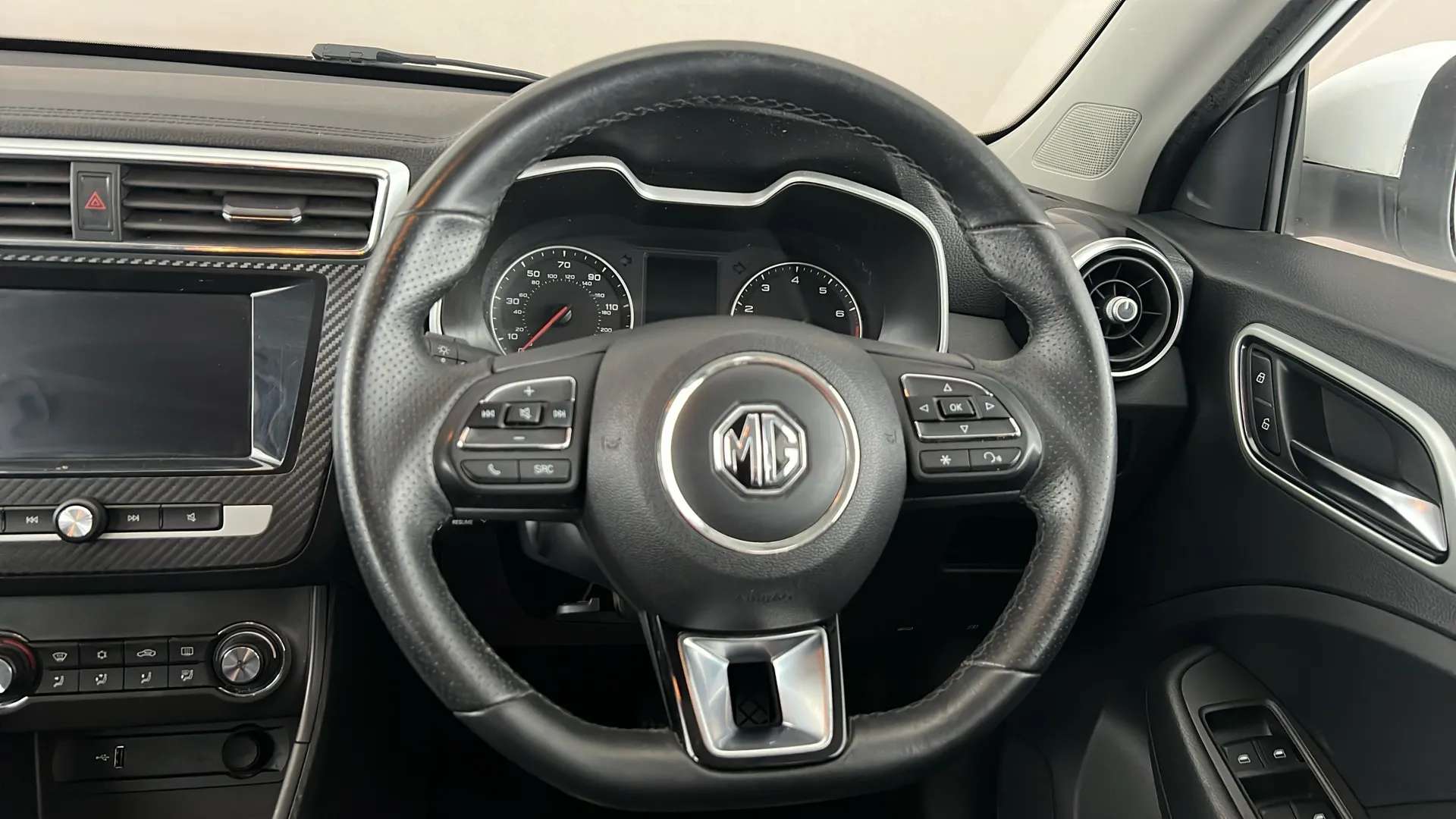 2019 MG MOTOR UK ZS 2019 MG MOTOR UK ZS