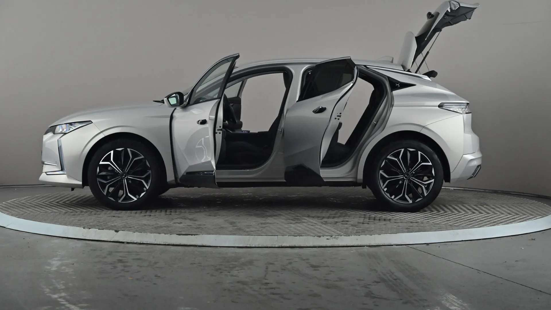 2023 DS DS 4 2023 DS DS 4