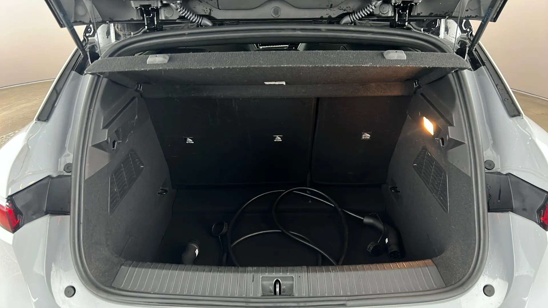 2024 RENAULT MEGANE E-TECH 2024 RENAULT MEGANE E-TECH