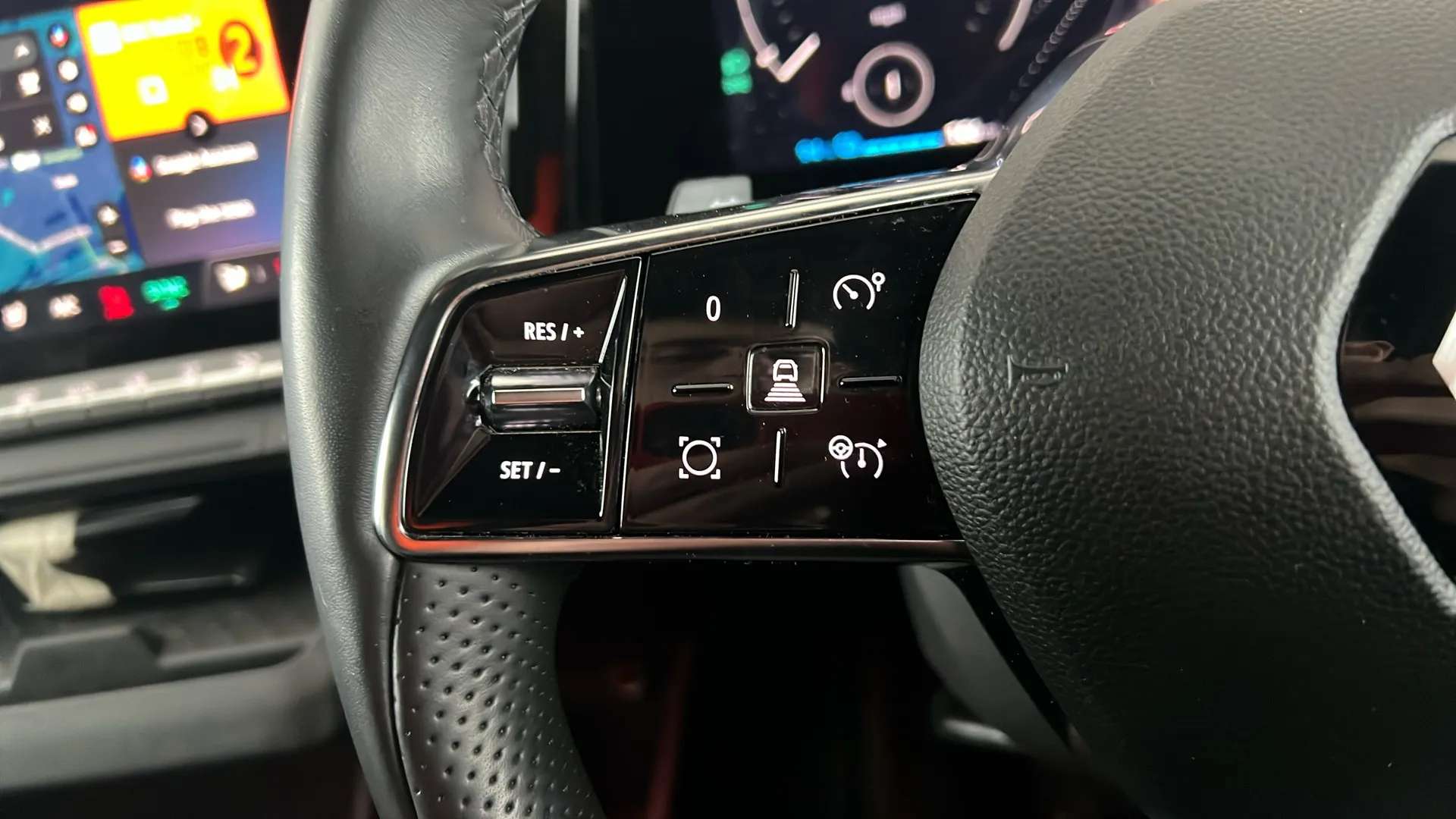 2024 RENAULT MEGANE E-TECH 2024 RENAULT MEGANE E-TECH