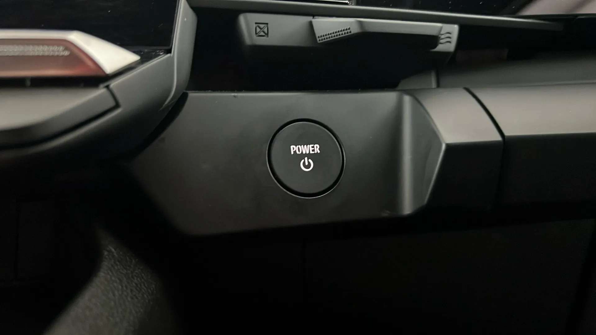 2024 RENAULT MEGANE E-TECH 2024 RENAULT MEGANE E-TECH