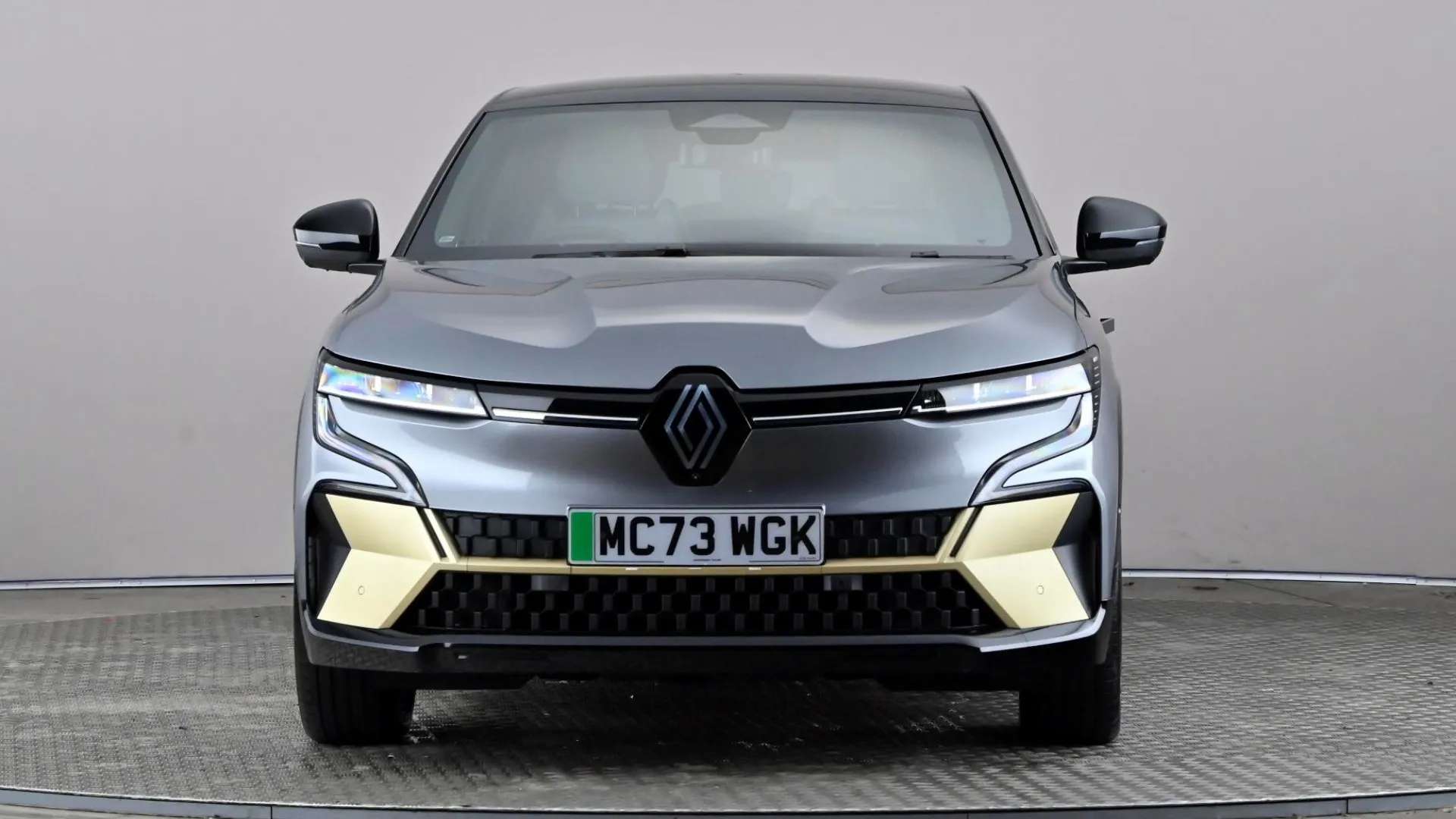 A 2024 RENAULT MEGANE E-TECH EV60 160kW Iconic 60kWh Optimum Charge Auto A 2024 RENAULT MEGANE E-TECH EV60 160kW Iconic 60kWh Optimum Charge Auto