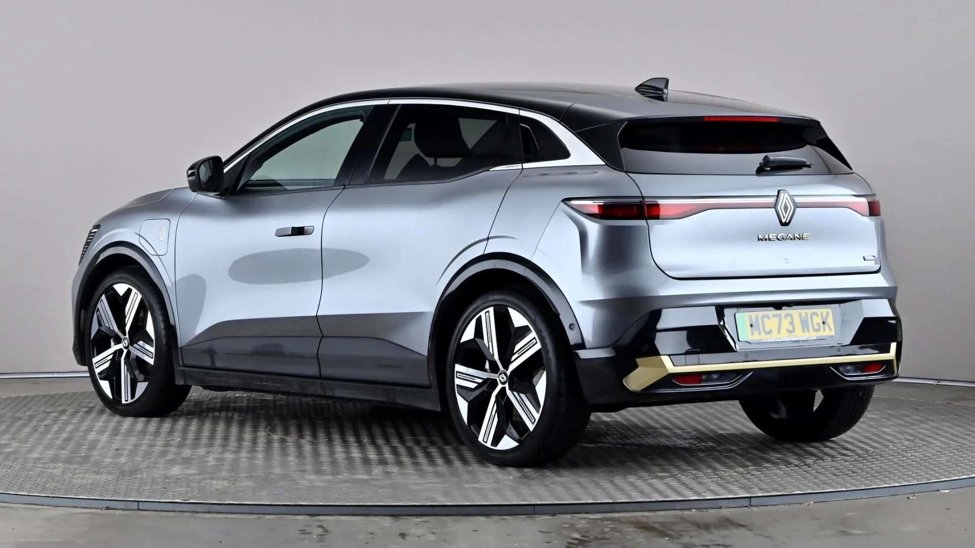 A 2024 RENAULT MEGANE E-TECH EV60 160kW Iconic 60kWh Optimum Charge Auto A 2024 RENAULT MEGANE E-TECH EV60 160kW Iconic 60kWh Optimum Charge Auto