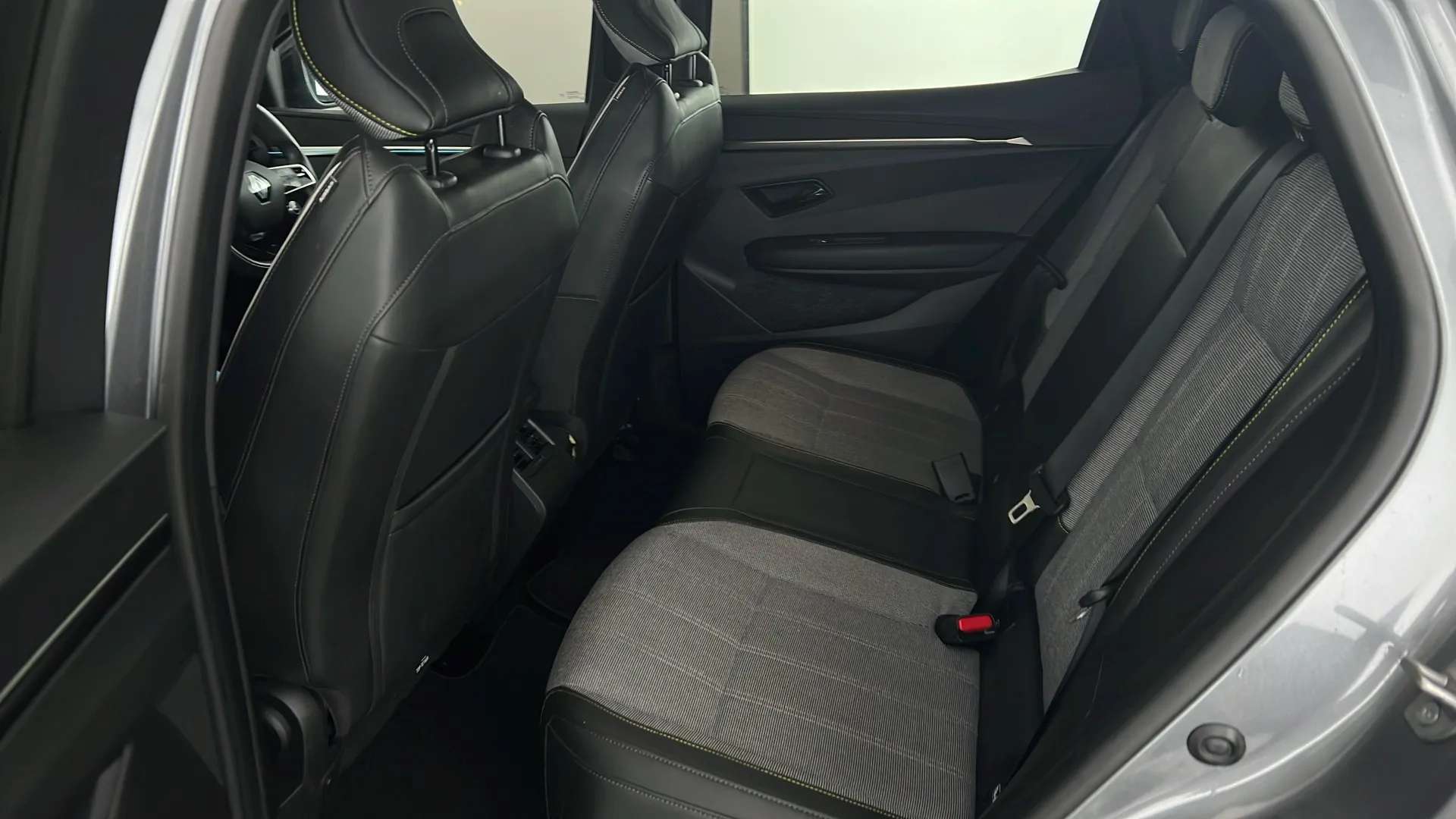 2024 RENAULT MEGANE E-TECH 2024 RENAULT MEGANE E-TECH