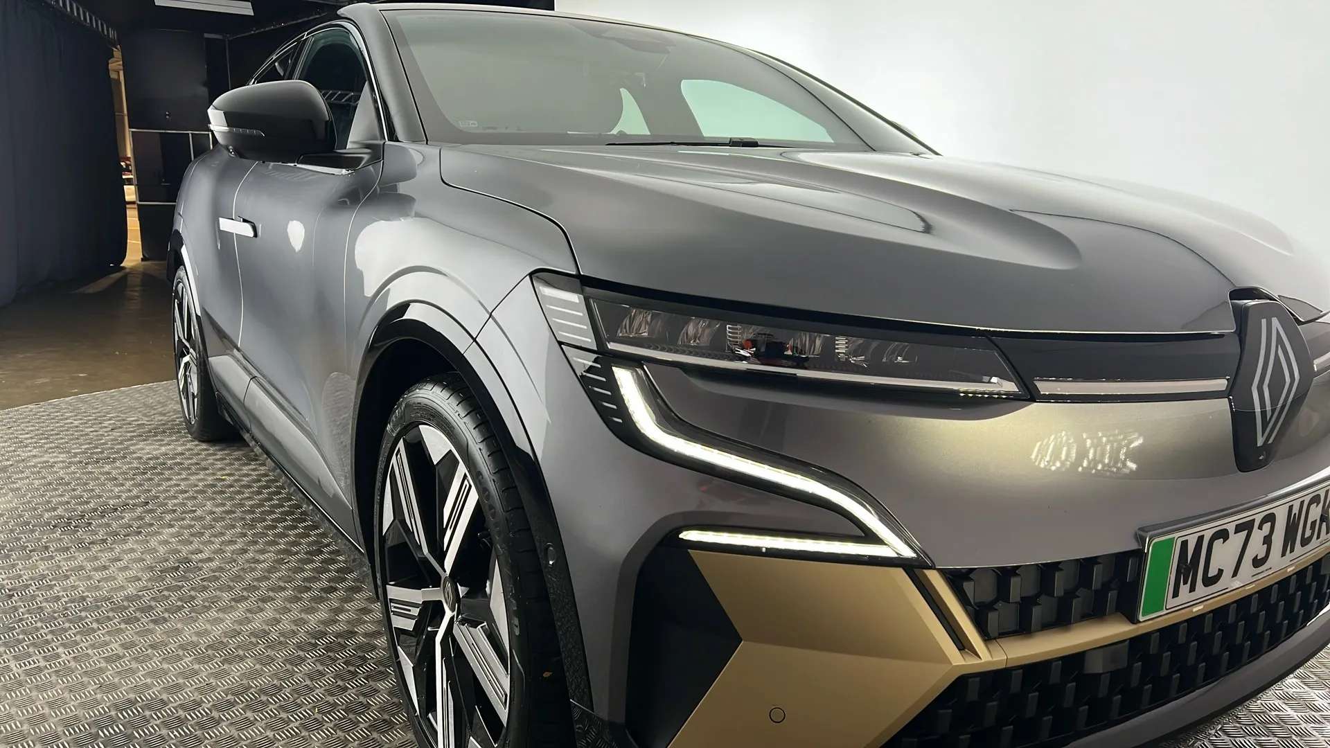 2024 RENAULT MEGANE E-TECH 2024 RENAULT MEGANE E-TECH