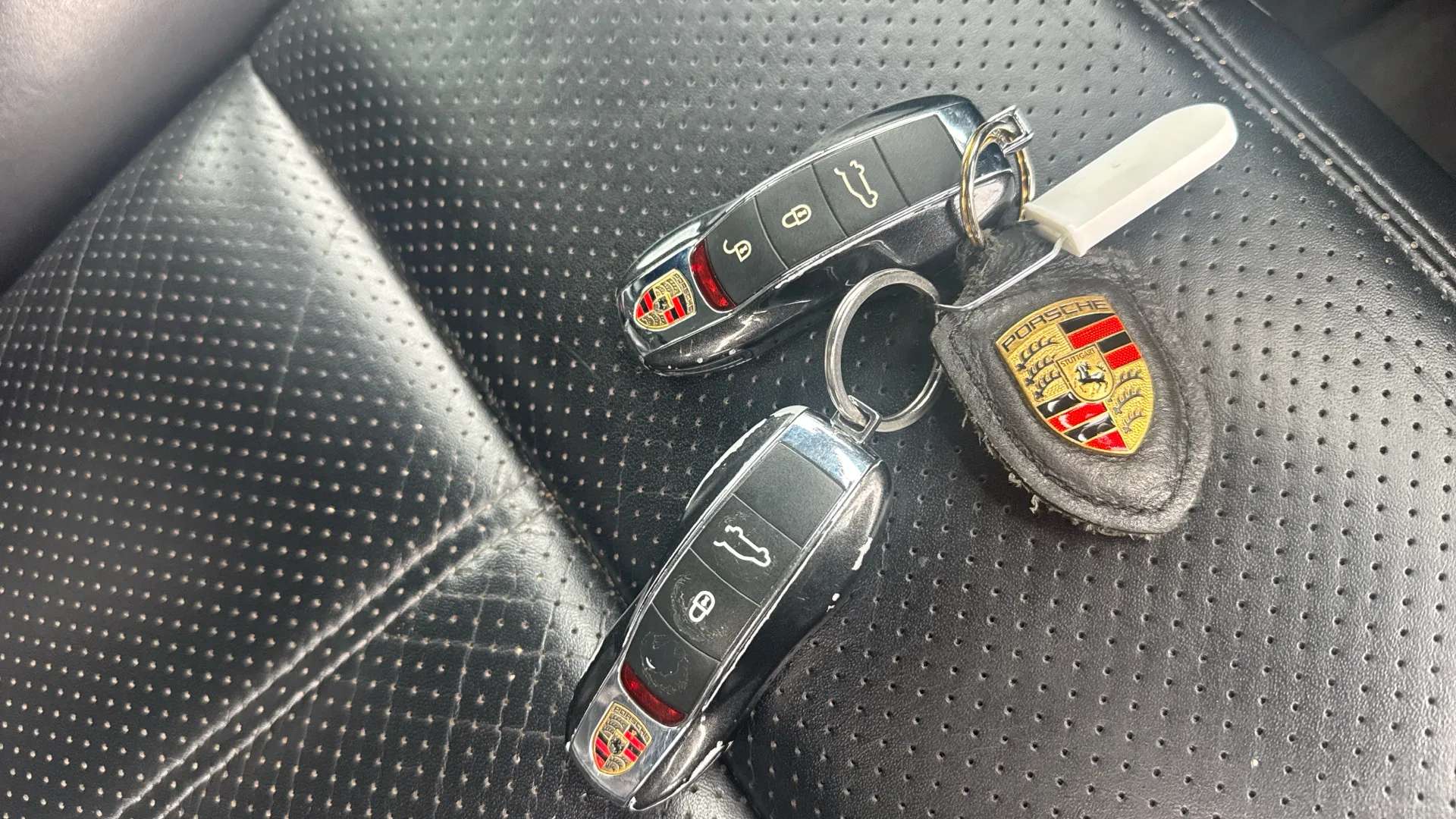 2016 PORSCHE MACAN 2016 PORSCHE MACAN