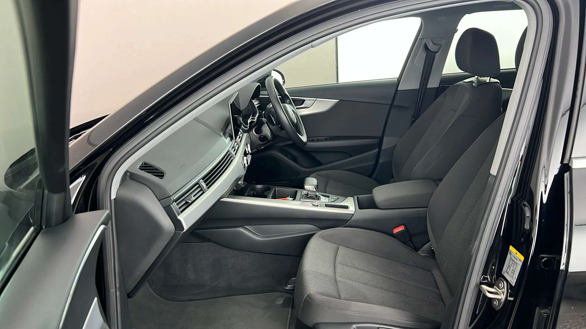 2023 AUDI A4 2023 AUDI A4