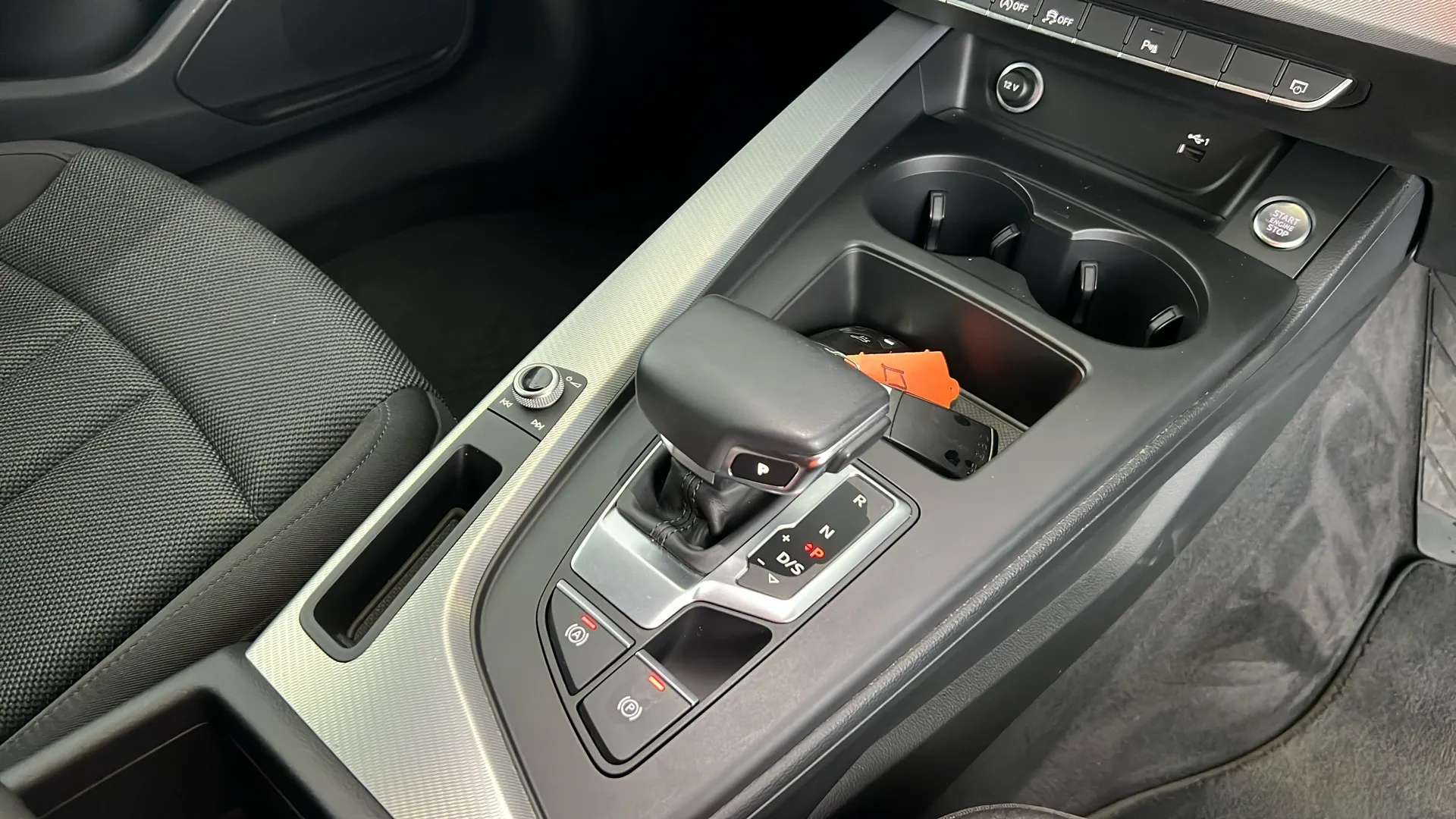 2023 AUDI A4 2023 AUDI A4