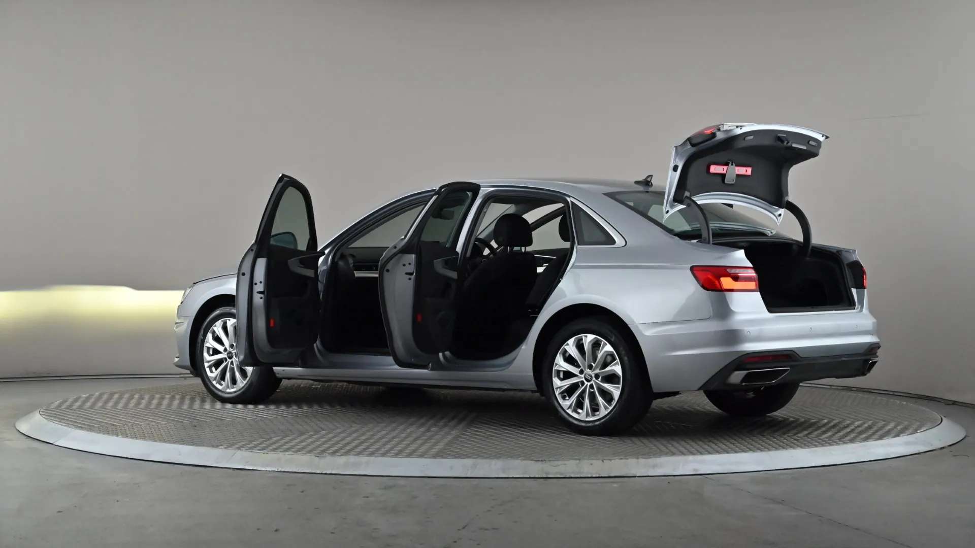 2023 AUDI A4 2023 AUDI A4