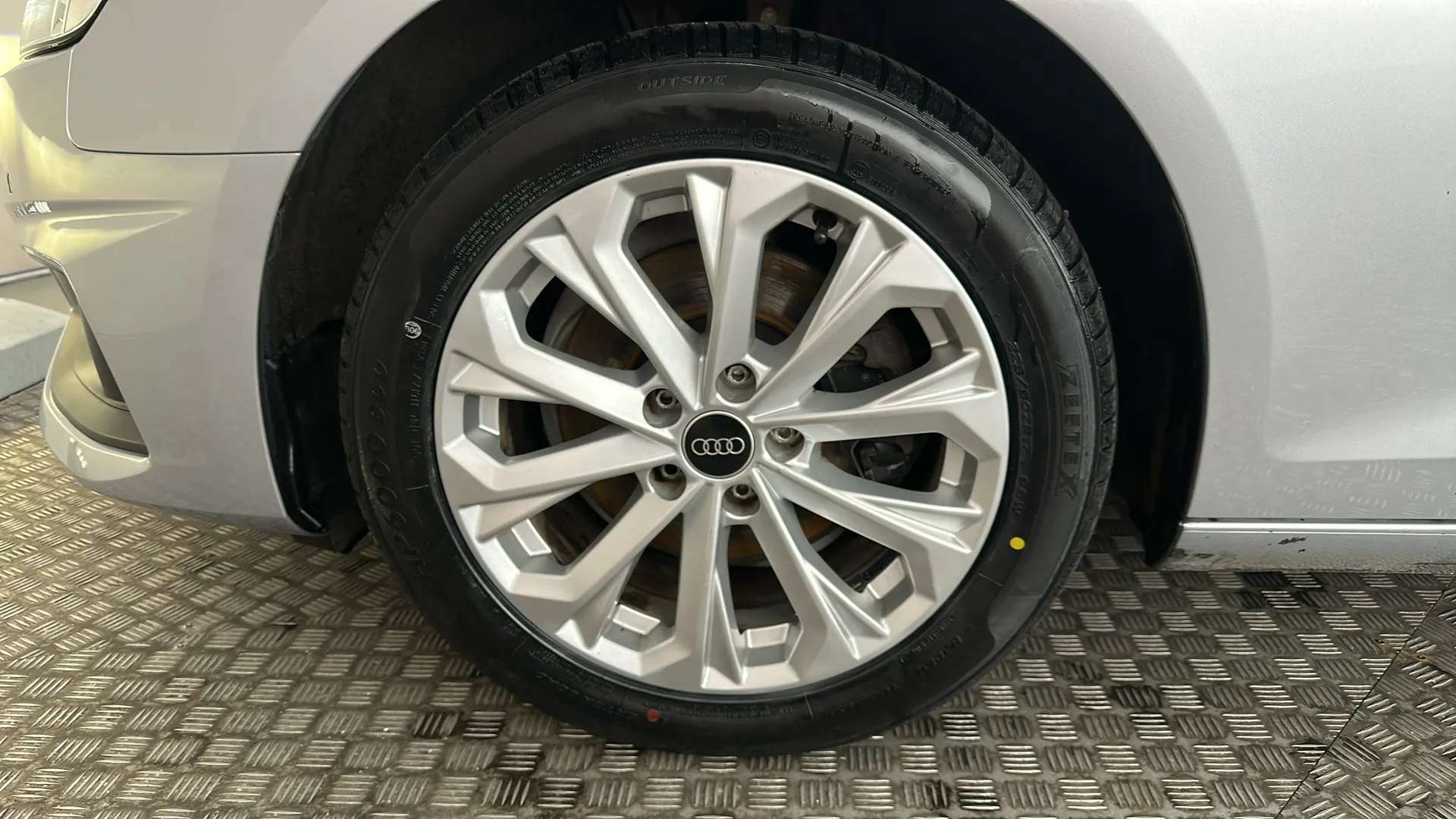 2023 AUDI A4 2023 AUDI A4
