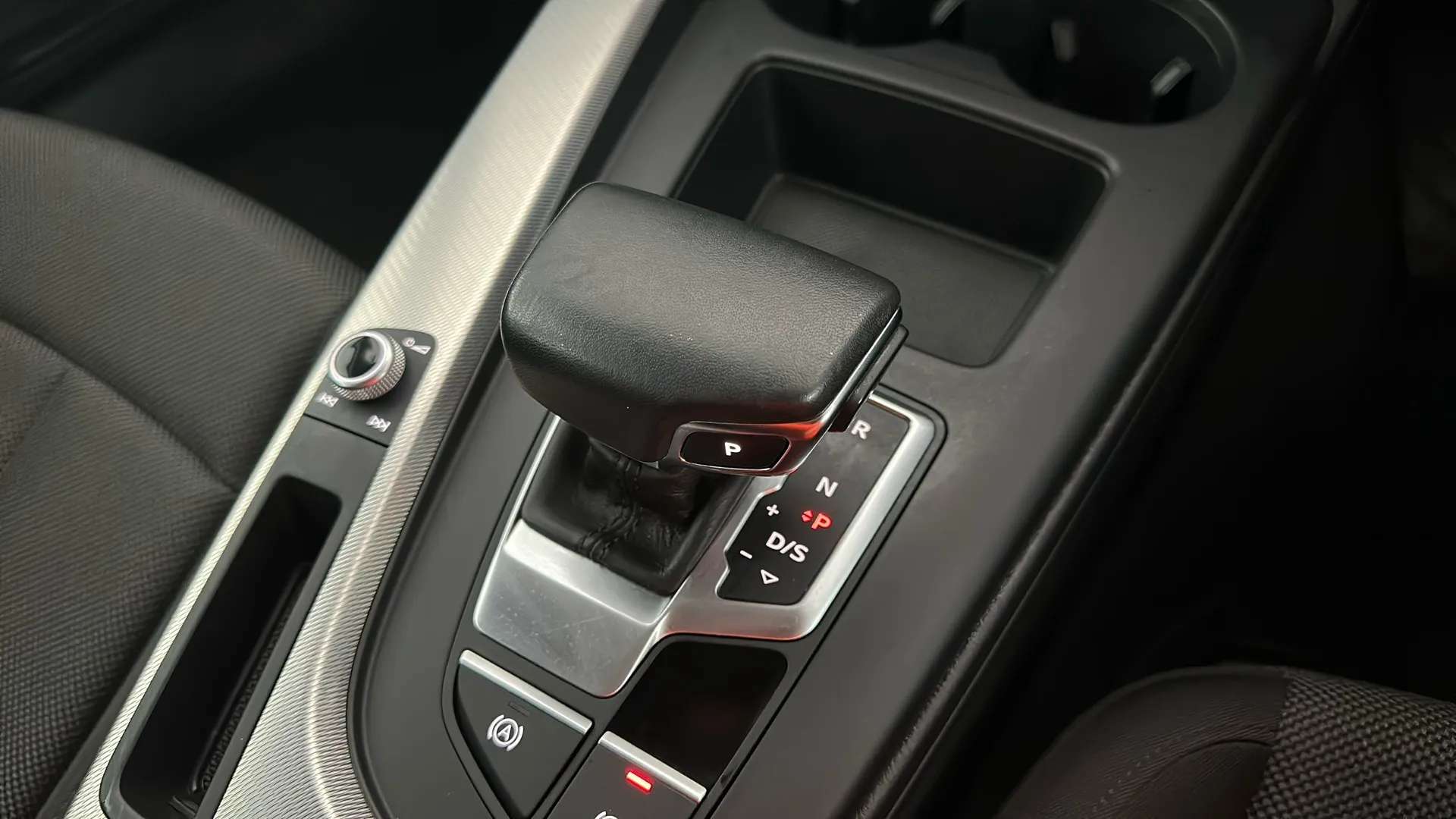 2023 AUDI A4 2023 AUDI A4