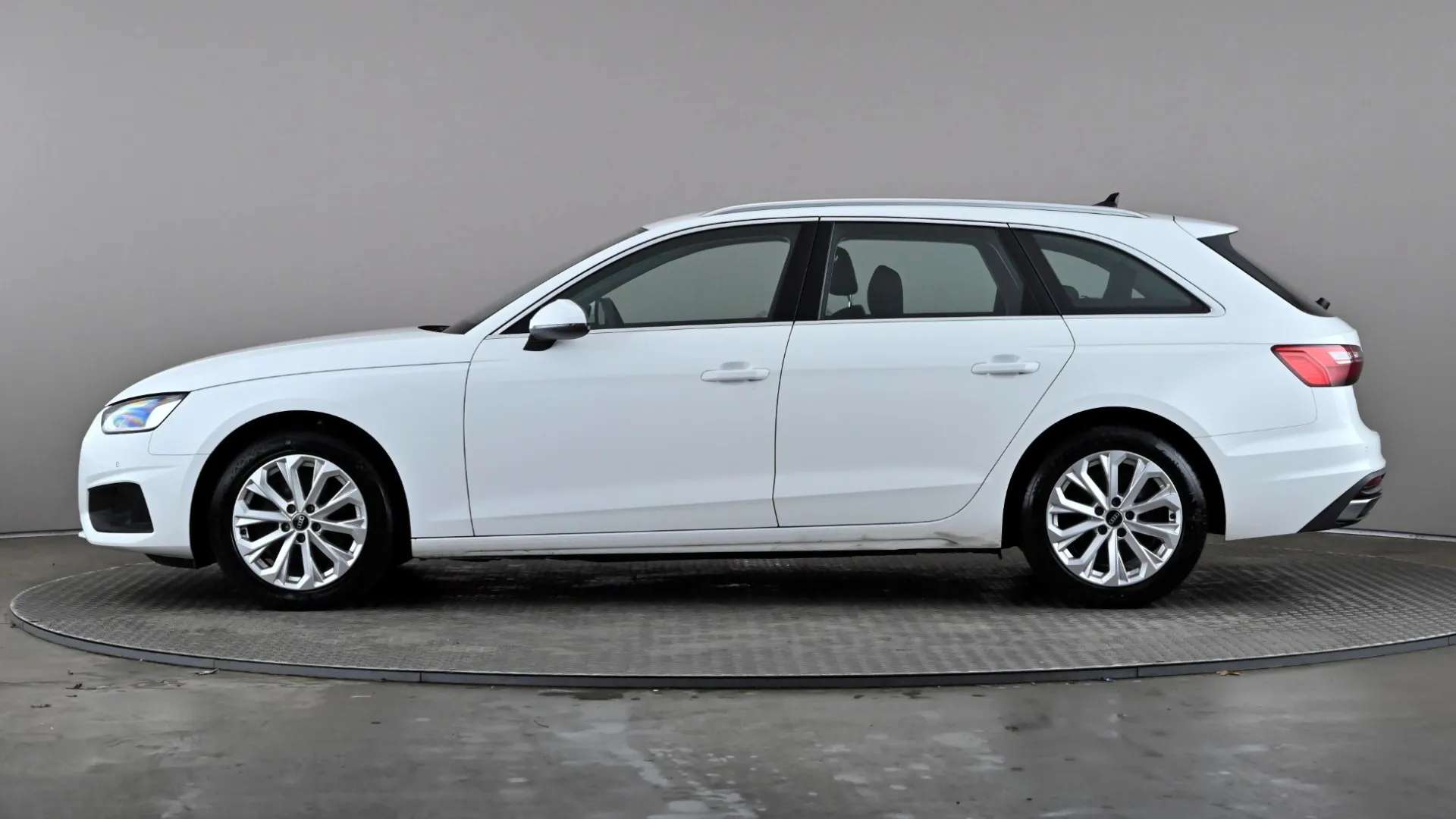 A 2023 AUDI A4 35 TFSI Technik S Tronic A 2023 AUDI A4 35 TFSI Technik S Tronic